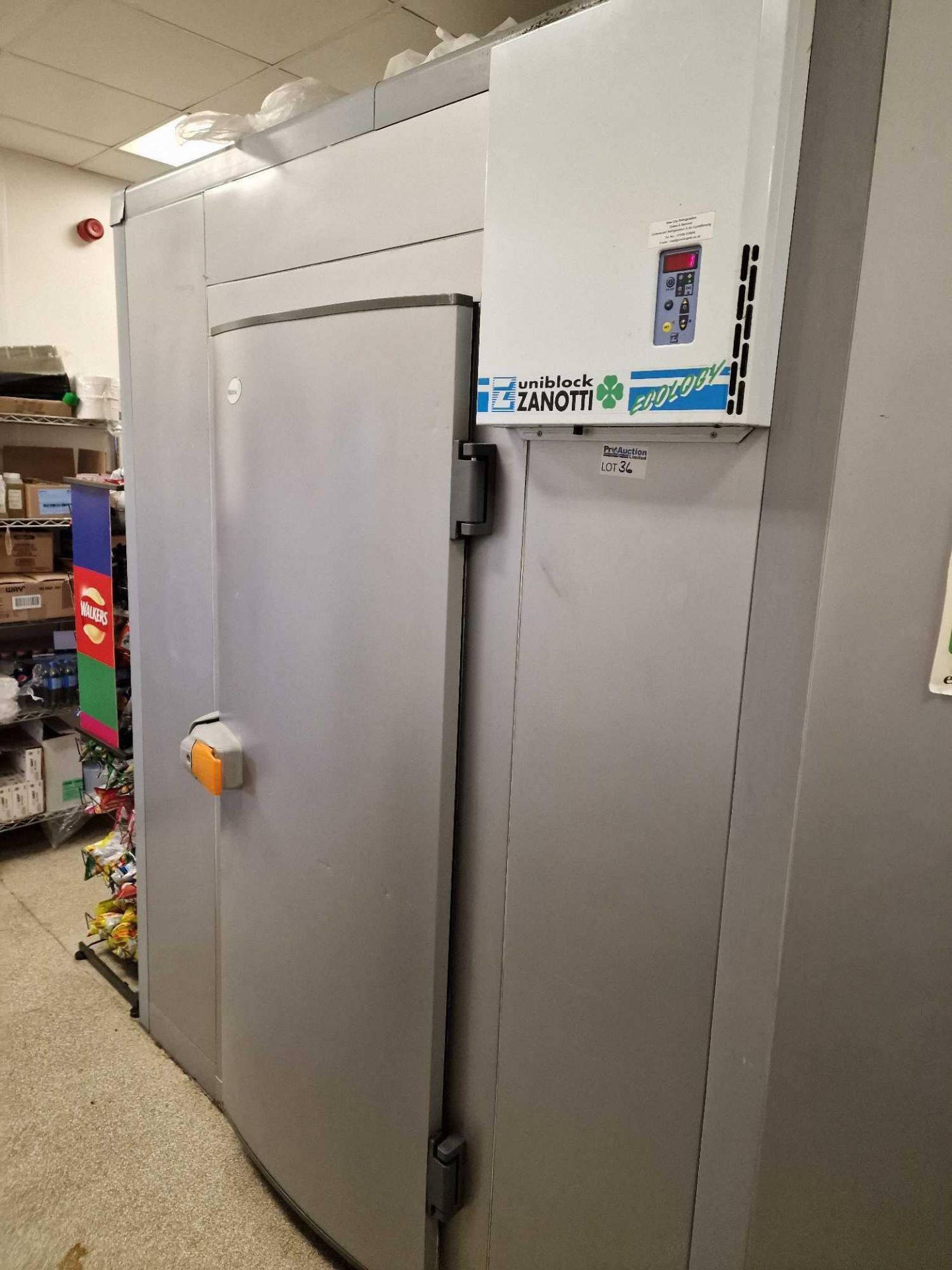 Modular walk in cold room cabinet complete with Zanotti Refrigeration Uniblock Ecology Matrix