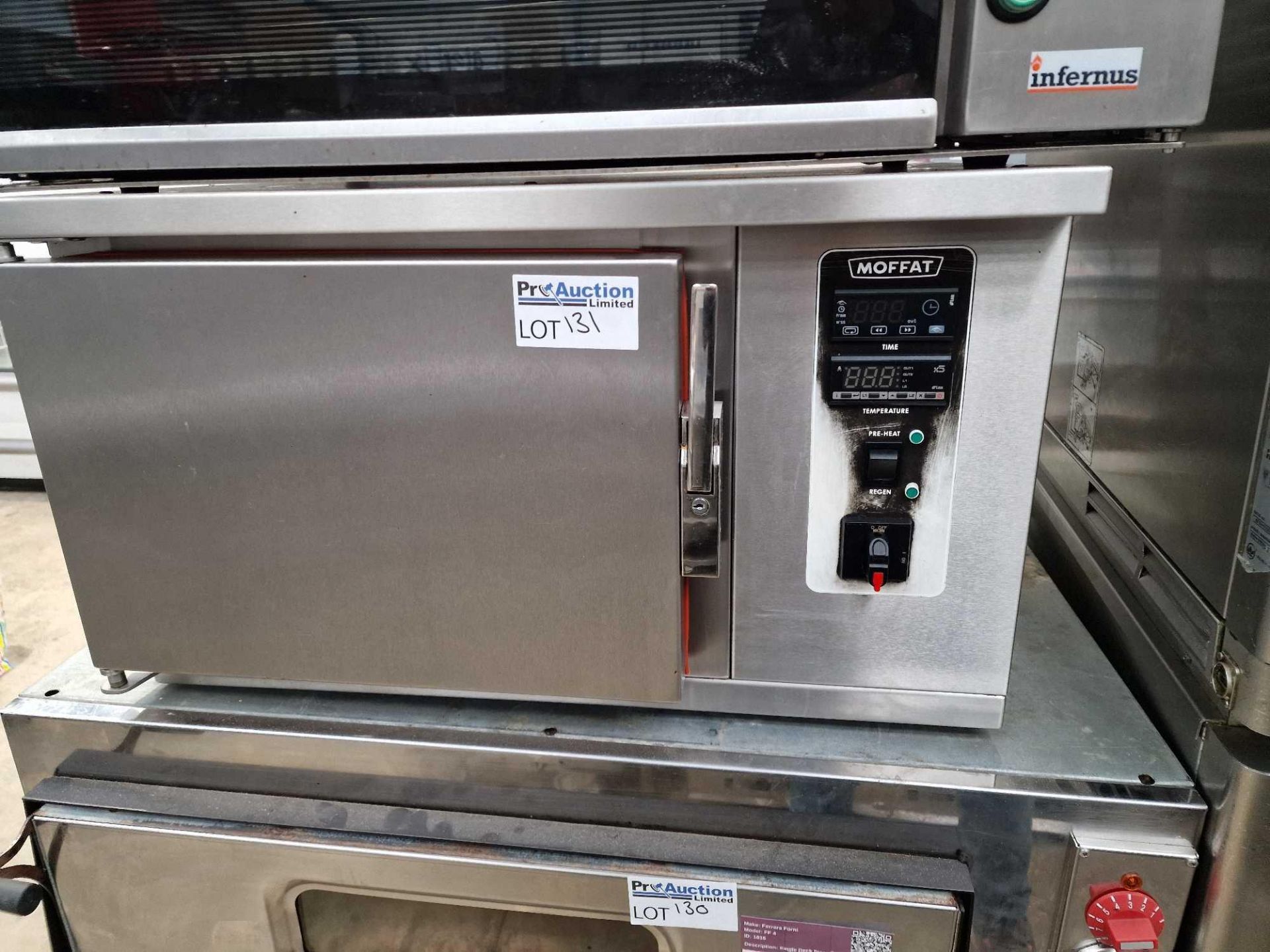 Moffat stainless steel Multi Purpose Convection Oven Designed specifically for the cooking and - Bild 4 aus 4