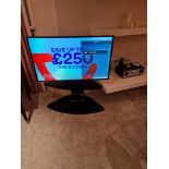 Samsung 40" ES5500 Series 5 SMART Full HD LED TV complete with a modern three tier tempered glass