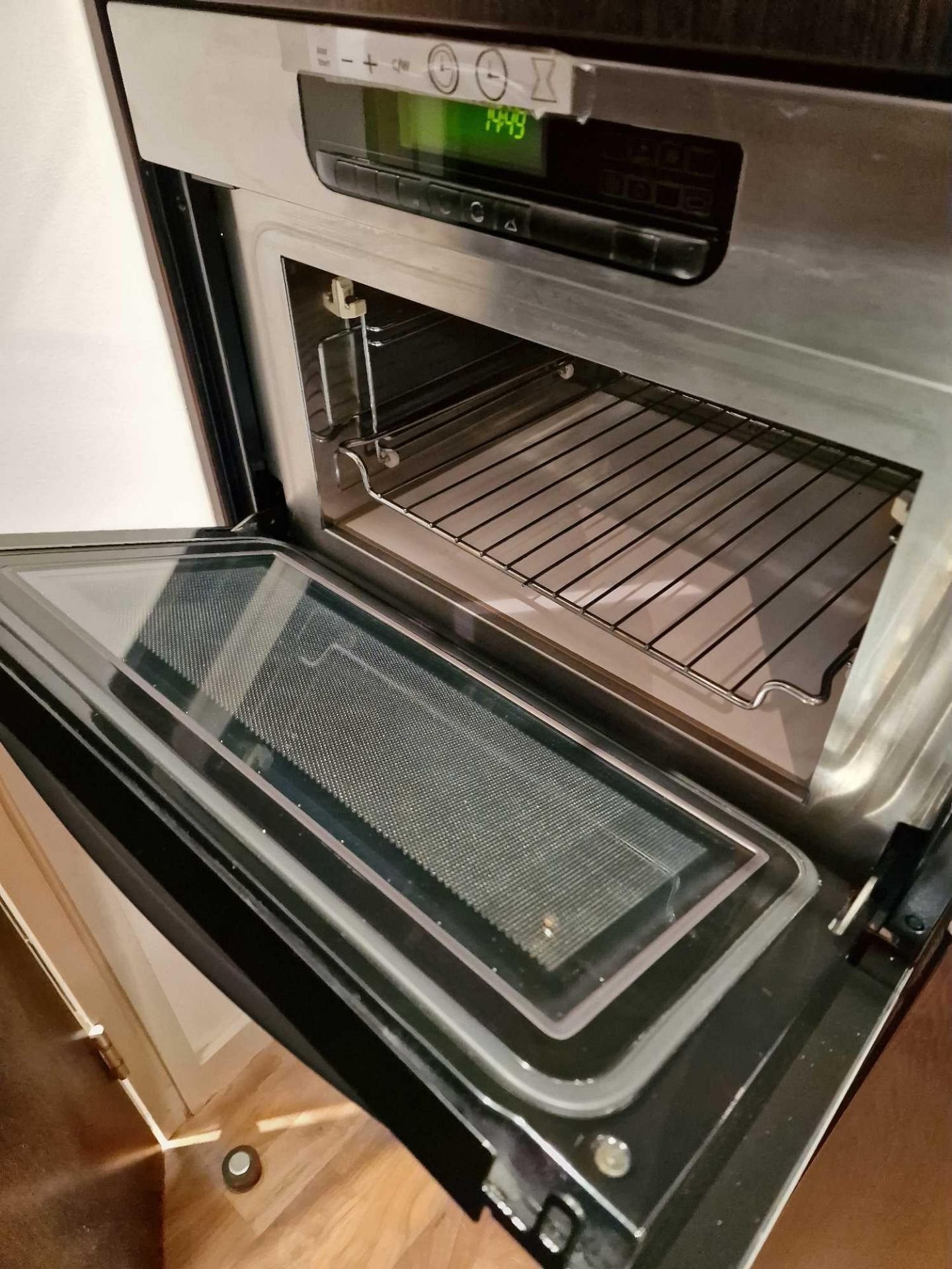 De Dietrich DME799X Microwave Combination Oven stainless steel 32 litre 8 Oven Functions Fan Cooking - Bild 2 aus 2