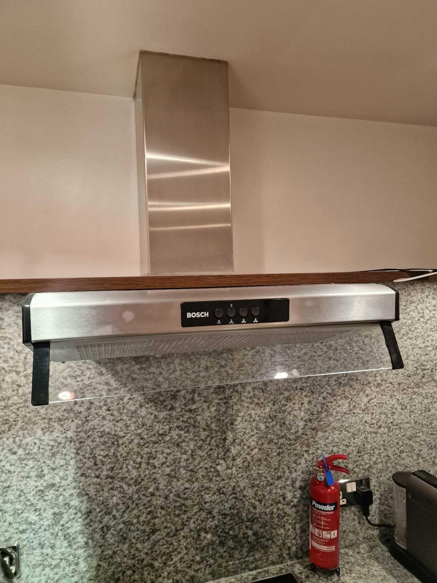 Bosch Series 60 cm Visor Cooker Hood Stainless Steel 3 extraction speeds and illumination (Room 4A)