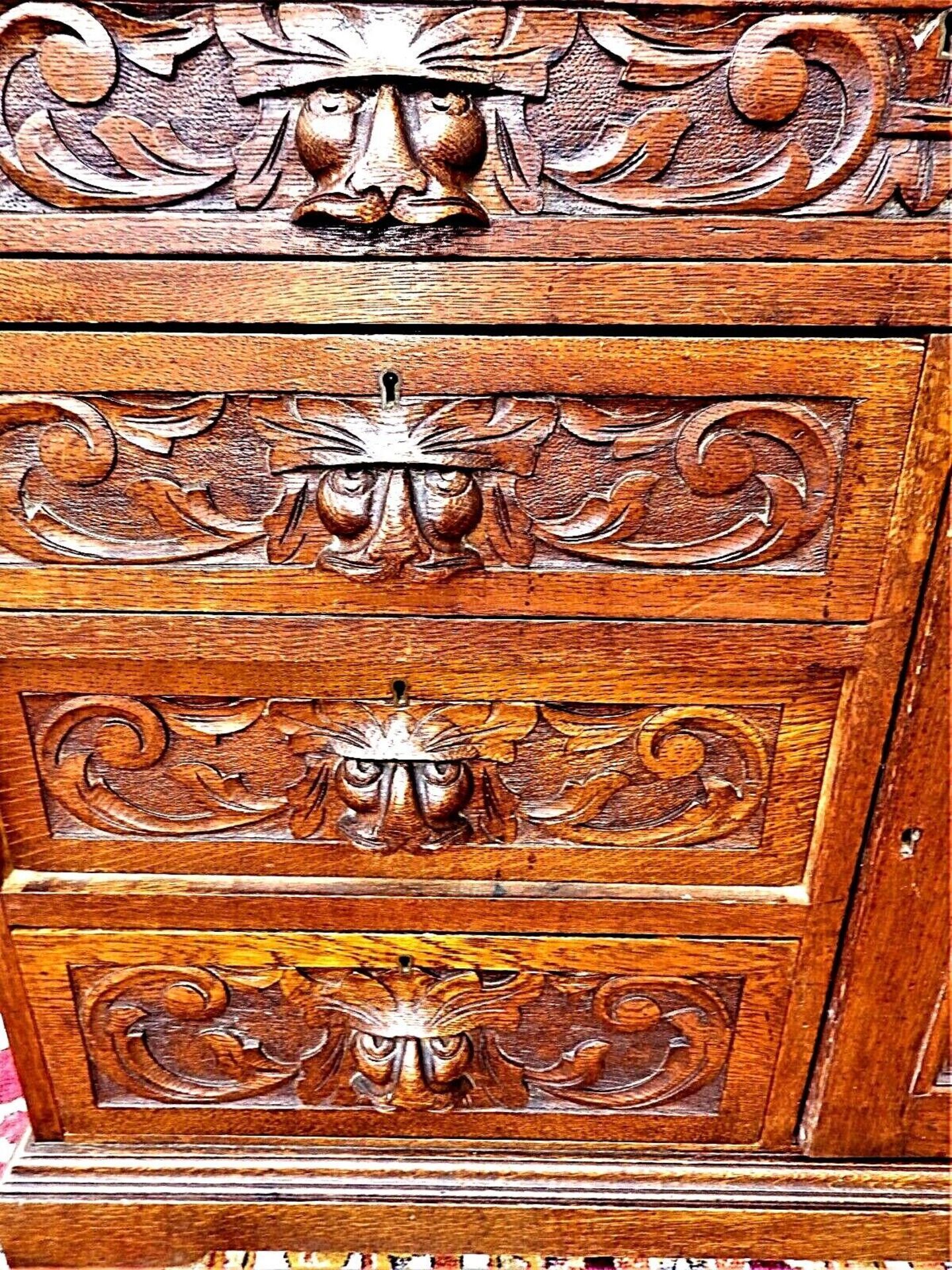 Victorian Stunning High Quality Green Man Carved Oak Bureau The Fall With A Moulded Book-Rest, - Image 4 of 13