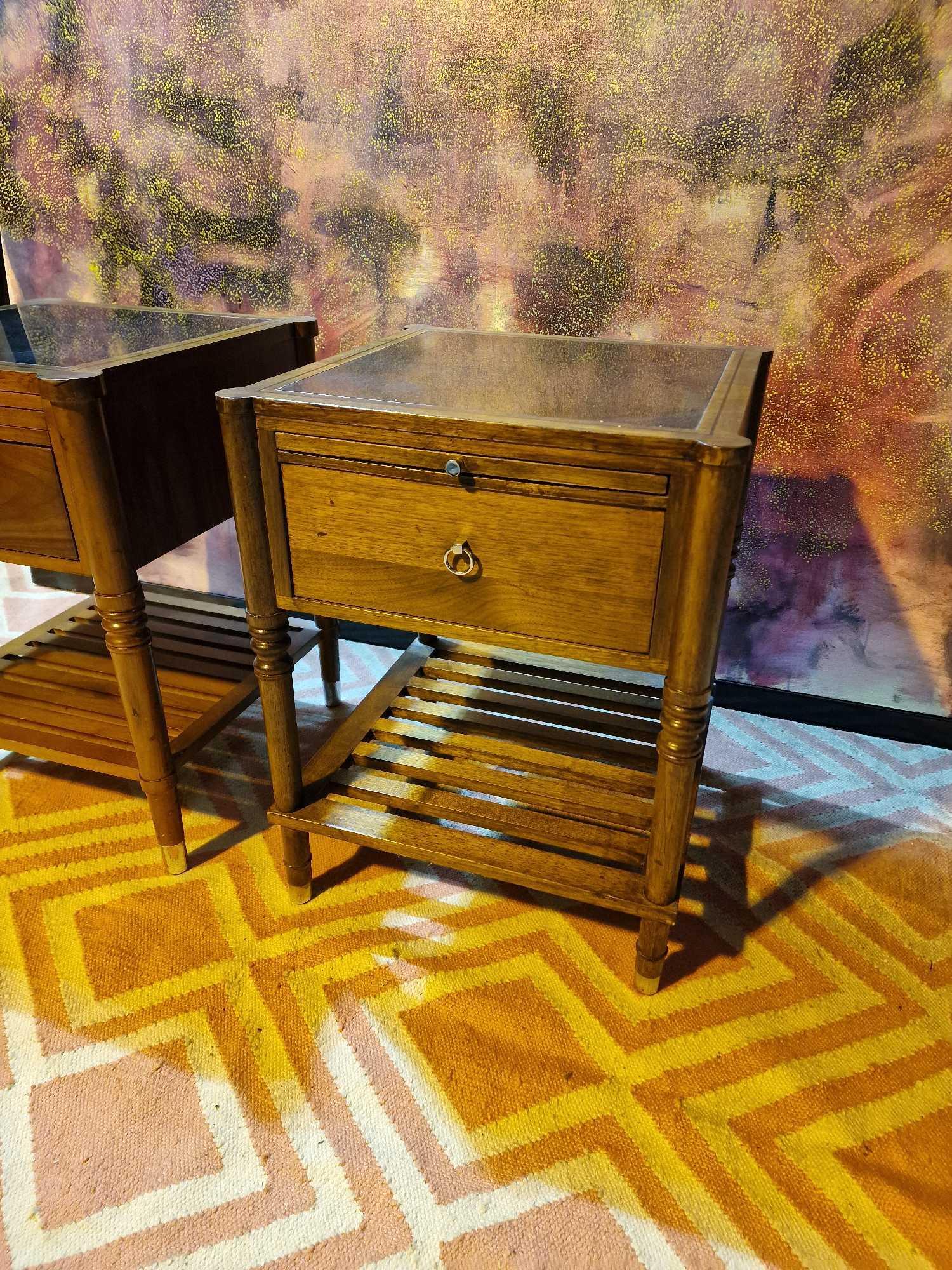 A set of 2 Channels Furniture side table or nightstands the solid timber cabinet features an inlay - Image 3 of 5