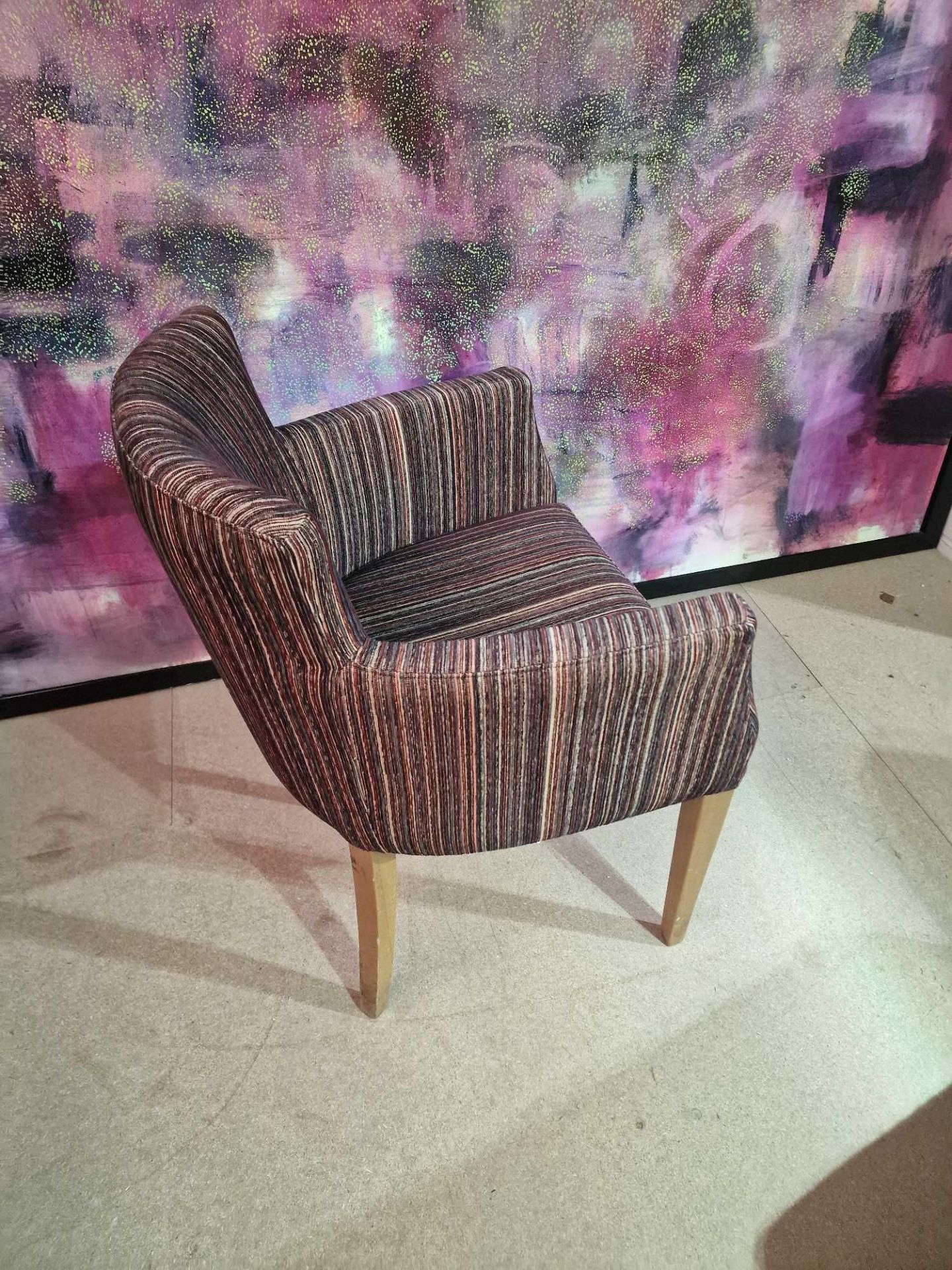 Contemporary dining chair Upholstered in a modern striped pattern fabric, the high arm rests and - Image 3 of 4