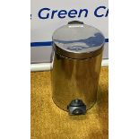 Brabantia 15 litre steel pedal bin