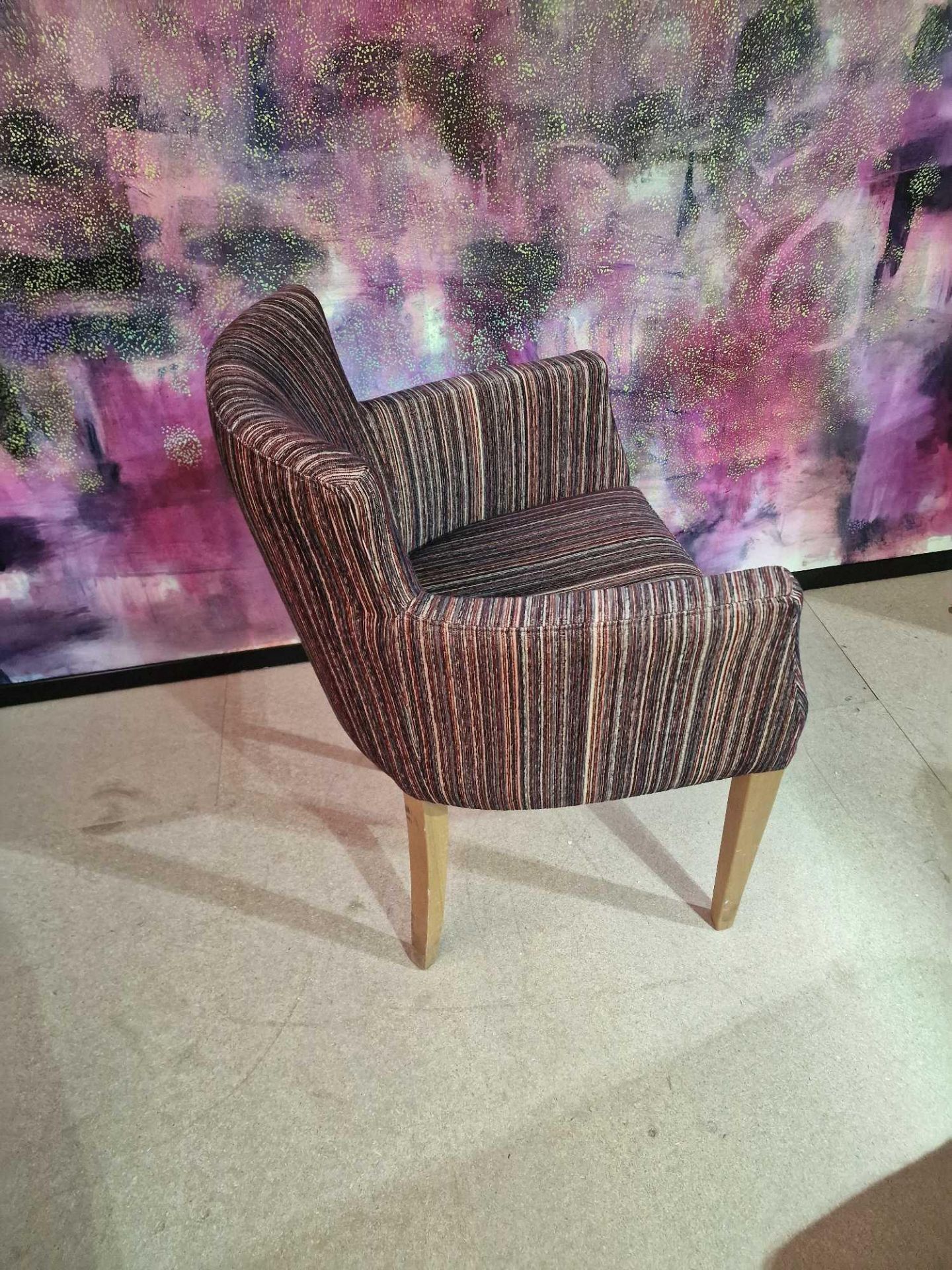 Contemporary dining chair Upholstered in a modern striped pattern fabric, the high arm rests and - Image 4 of 4