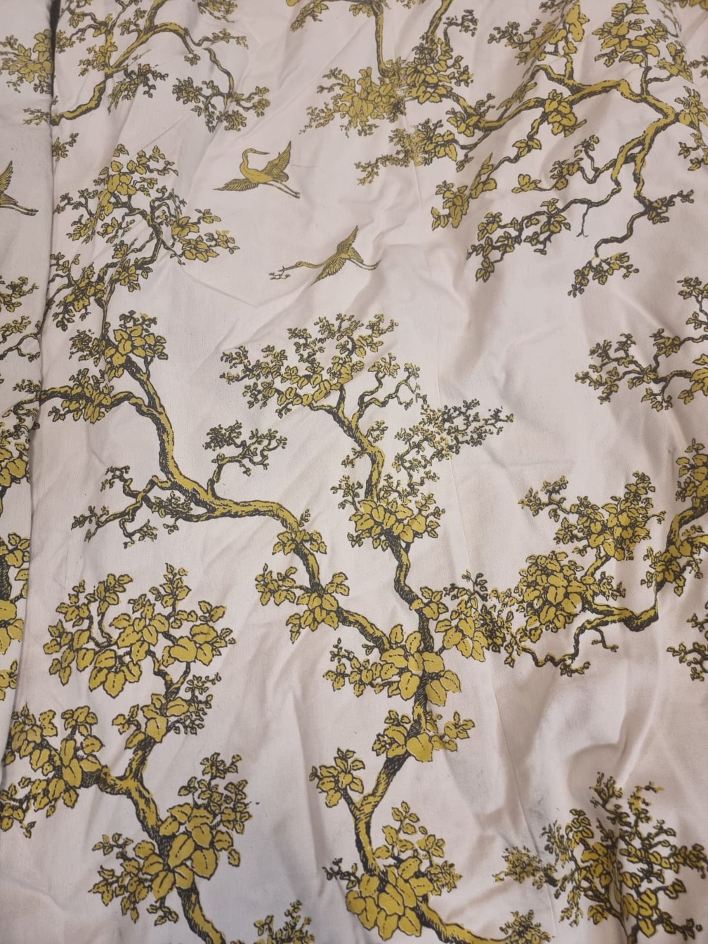 A pair of fully lined luxury cotton drapes in cream with exotic tree and birds repeating pattern - Image 3 of 6
