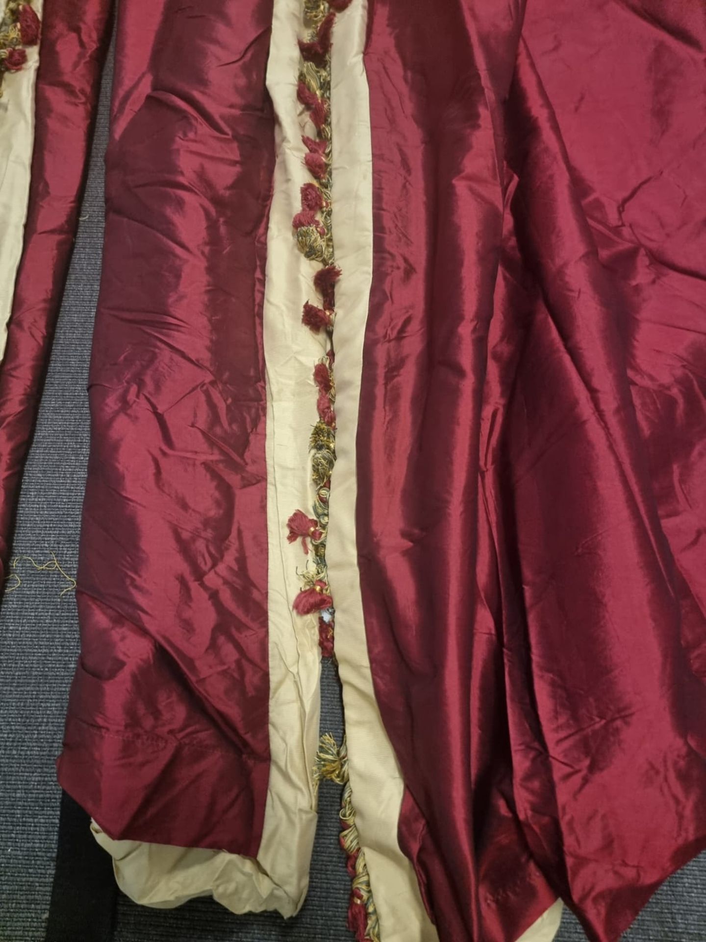 A pair of silk red and gold drapes pencil pleat with tassel fringe each panel 64cm wide x 260cm drop - Image 4 of 7