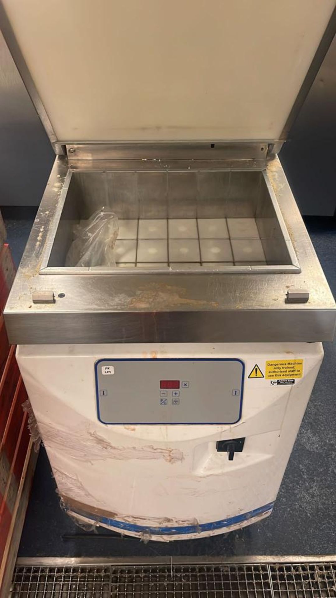 Bongard Divistar H hydraulic dough divider Power 1.8 kW Volt 400 Amps 4.5Frequency 50 Hz Weight