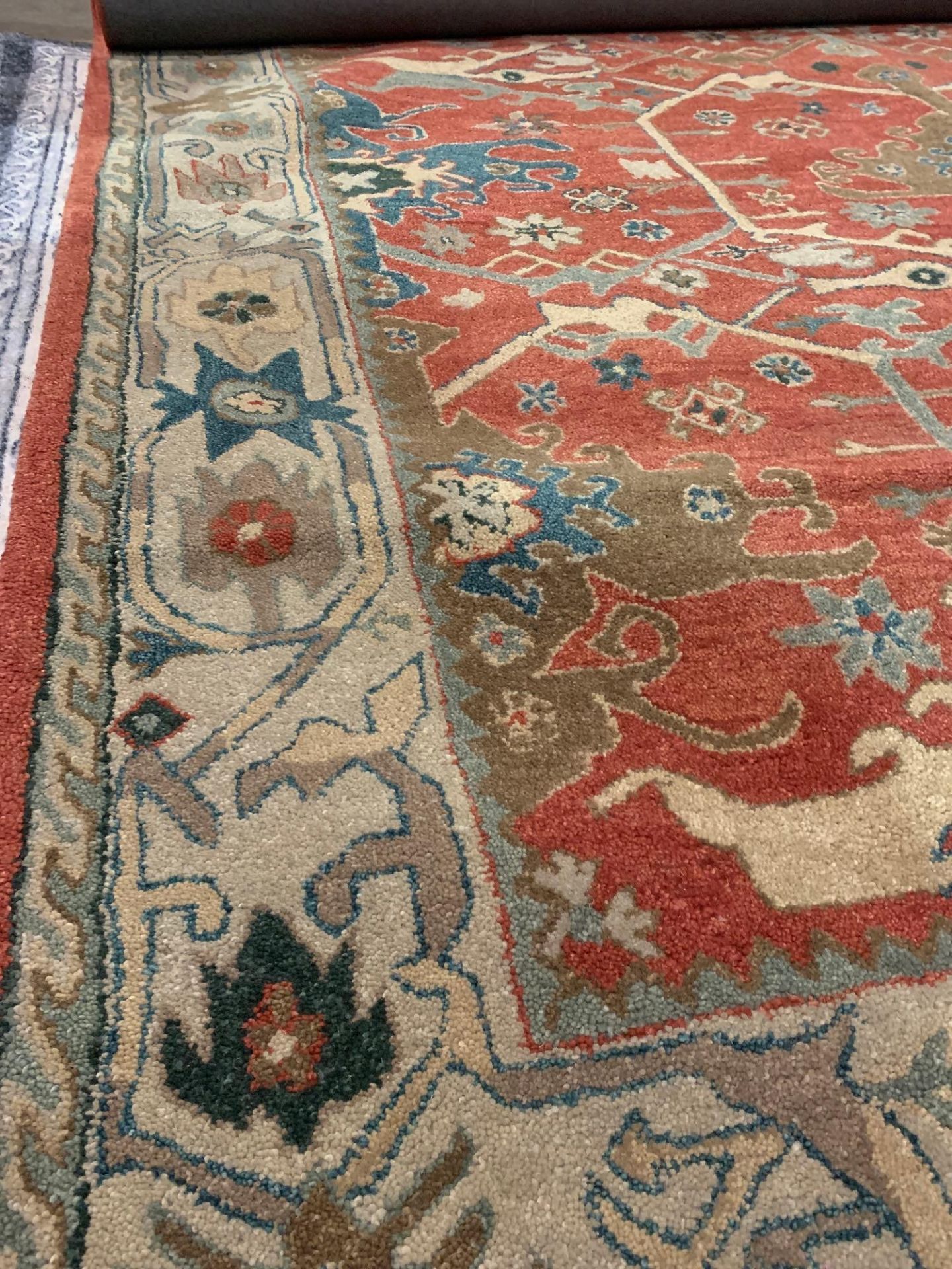 Traditional Persian Area Rug A Stunning Repeating Pattern 100% Wool Hand Tufted Rug Vibrant In - Image 3 of 8