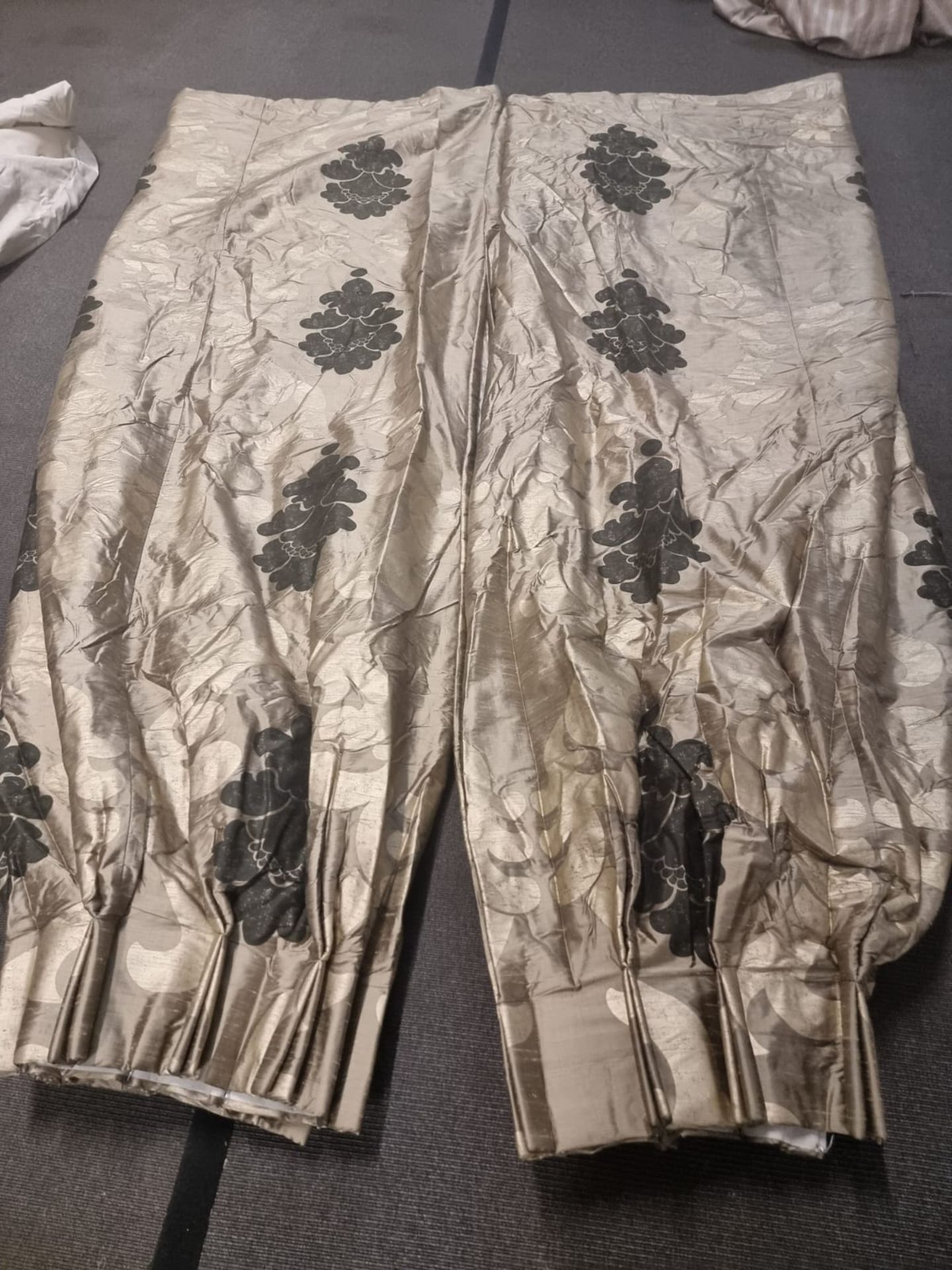 A pair of silk drapes gold with black floral pattern fully lined pencil pleat top each panel 180cm - Image 5 of 5