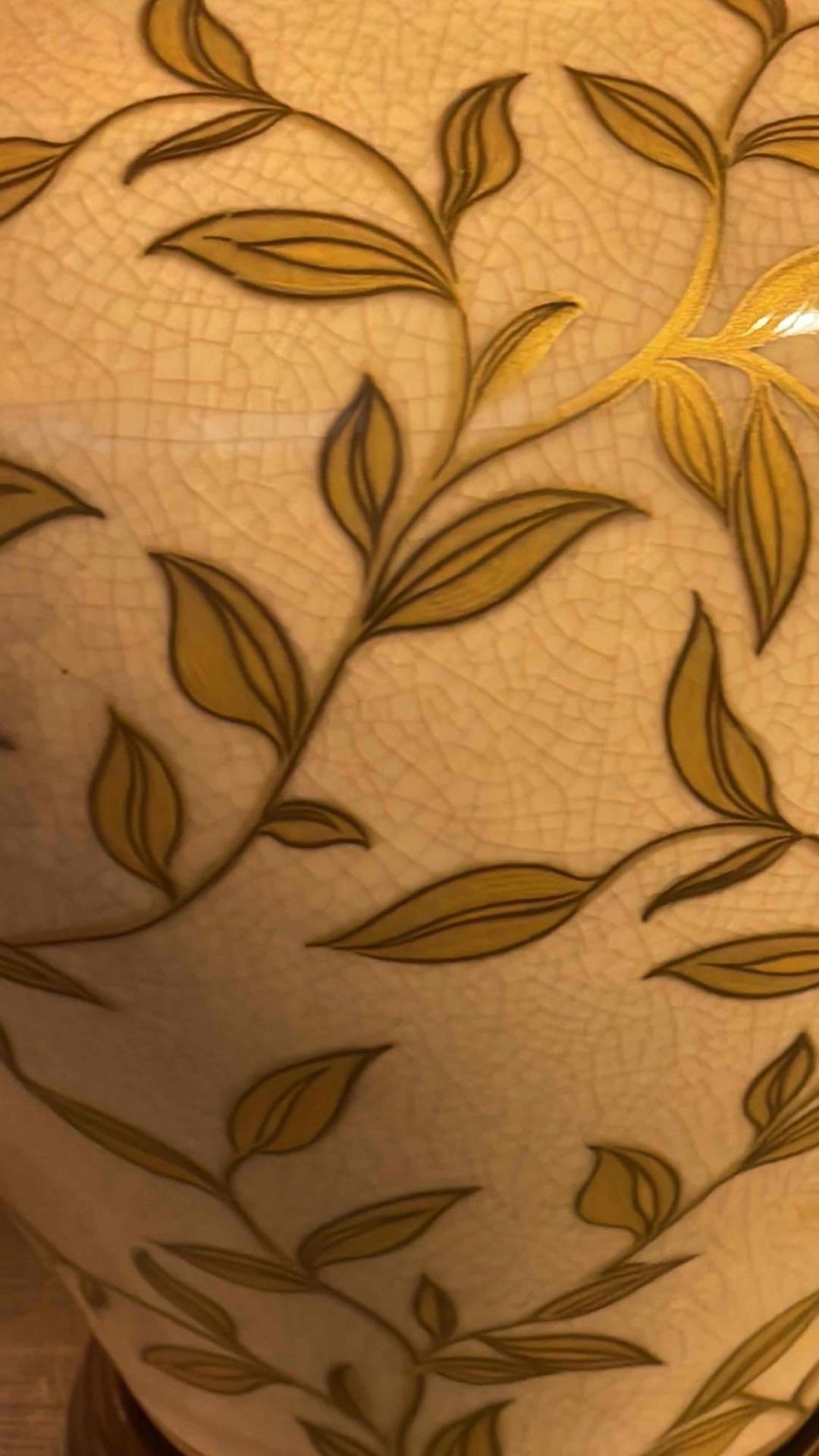 Metrol Lighting, Crackle Glaze Ceramic Lamp Decorative Vase Form With A Gold Swirl Leaf Pattern 40cm - Bild 2 aus 3