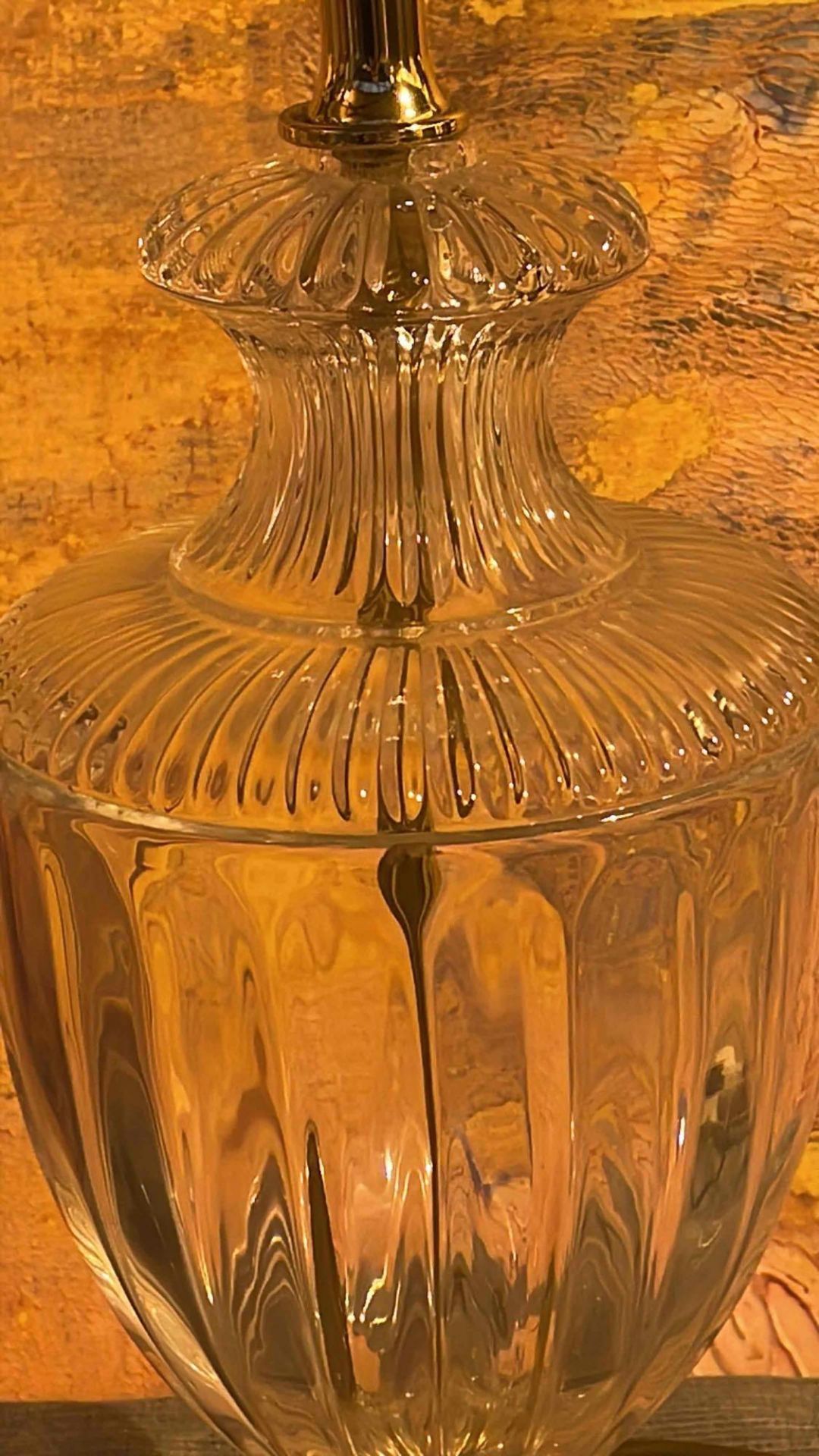A Classic Crystal Cut Glass Table Lamp With Brass Base 48cm - Image 2 of 3