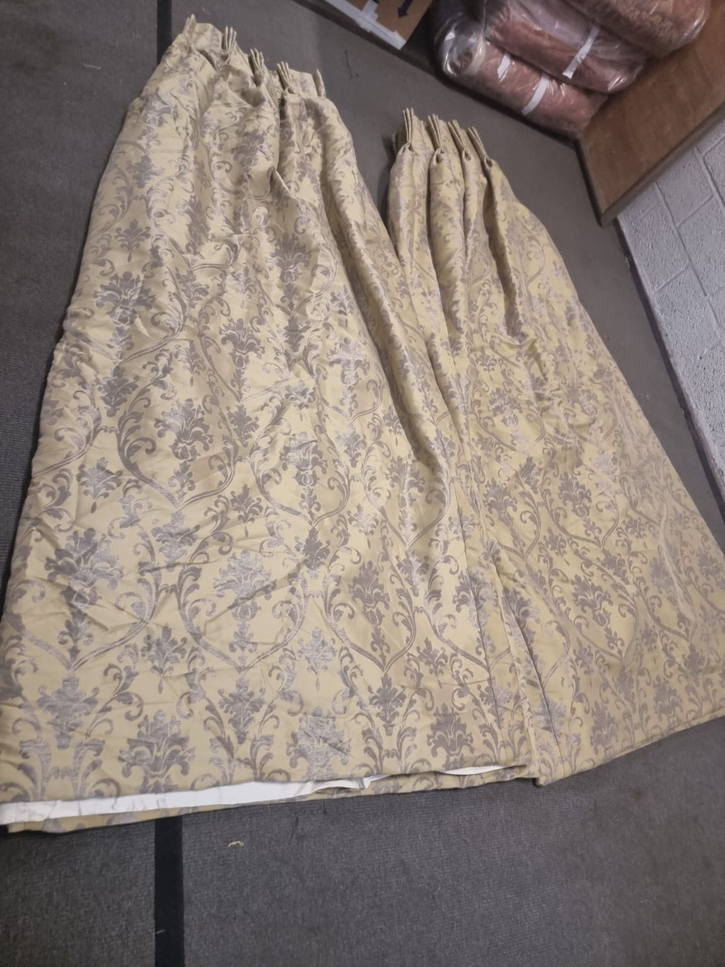 A pair of silk gold and silver floral pattern drapes fully lined pencil pleat top each panel 225cm - Bild 2 aus 6