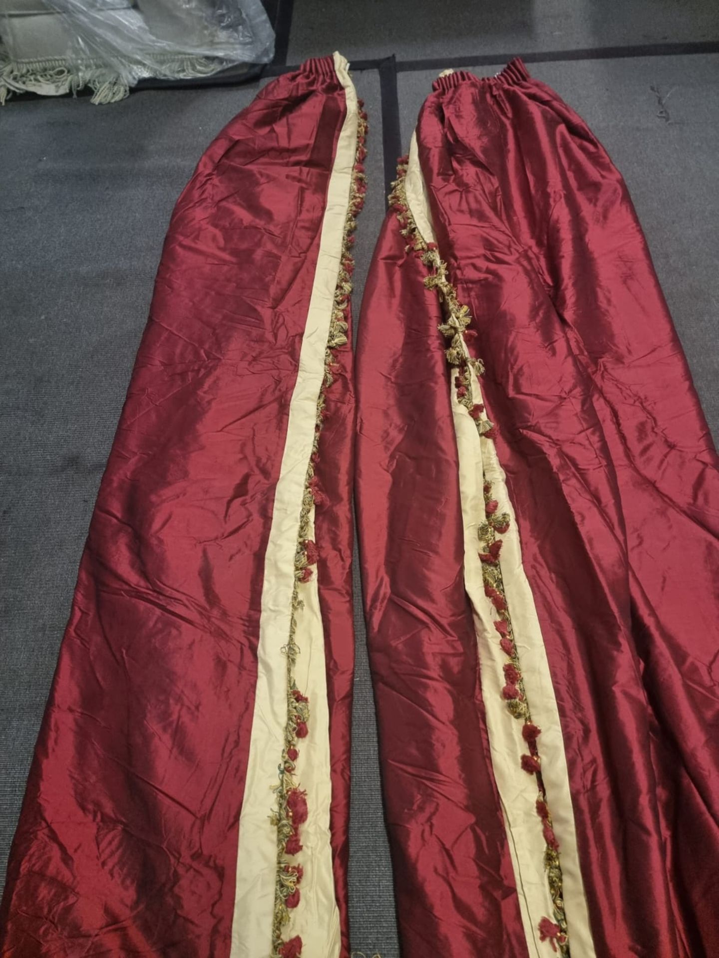 A pair of silk red and gold drapes pencil pleat with tassel fringe each panel 64cm wide x 260cm drop - Image 6 of 7