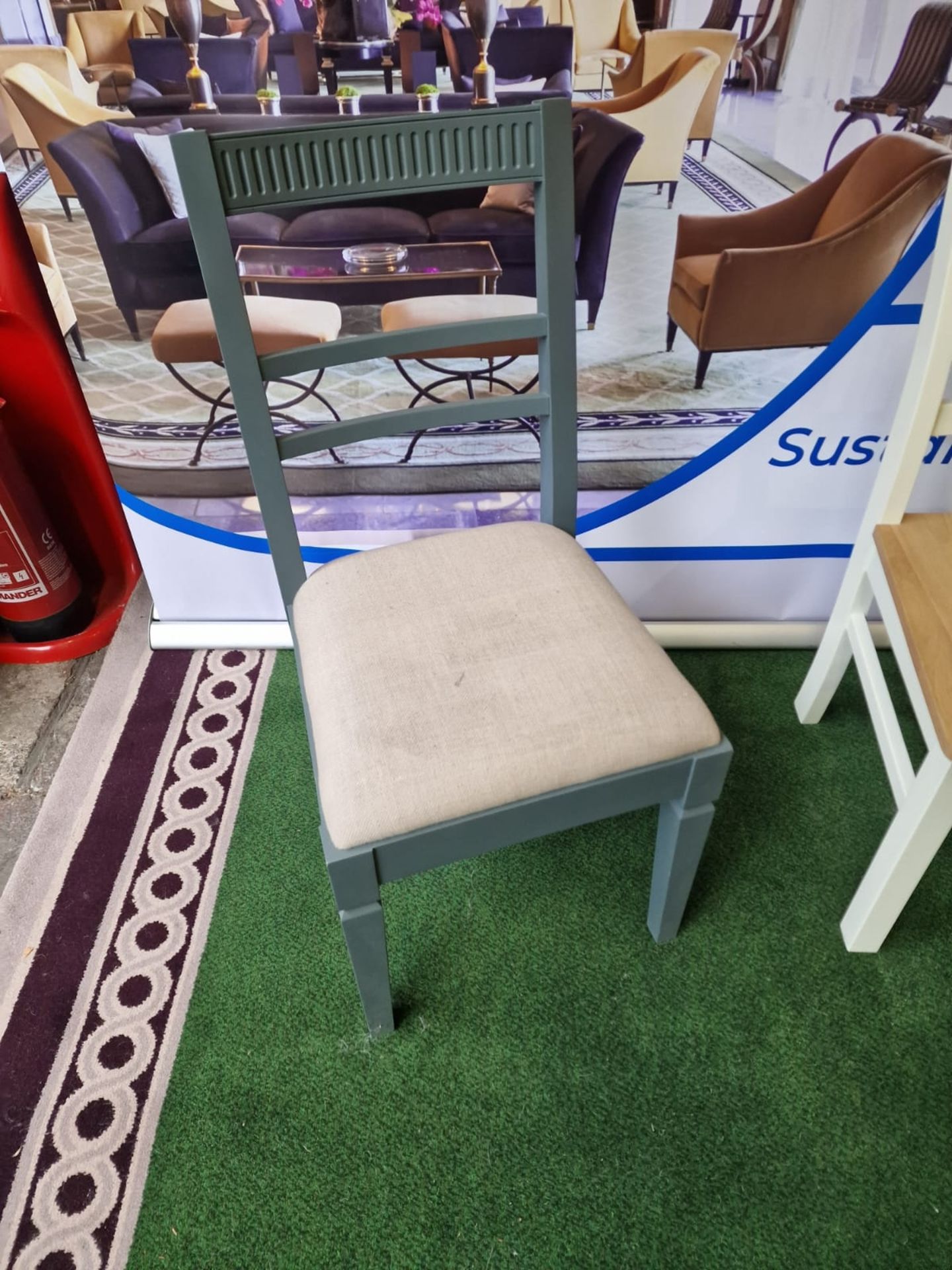 3 x Chairs Comprising Of 2 x Grey Bronte And 1 x Off White Hills Dining Chairs - Bild 2 aus 3