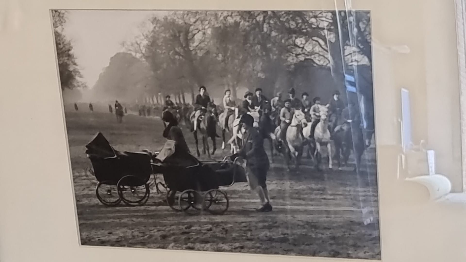 A Mirror Bevelled Frame Photoprint Titled Verso Rotton Bow February 1930 47 x 40cm (A31) - Image 2 of 2