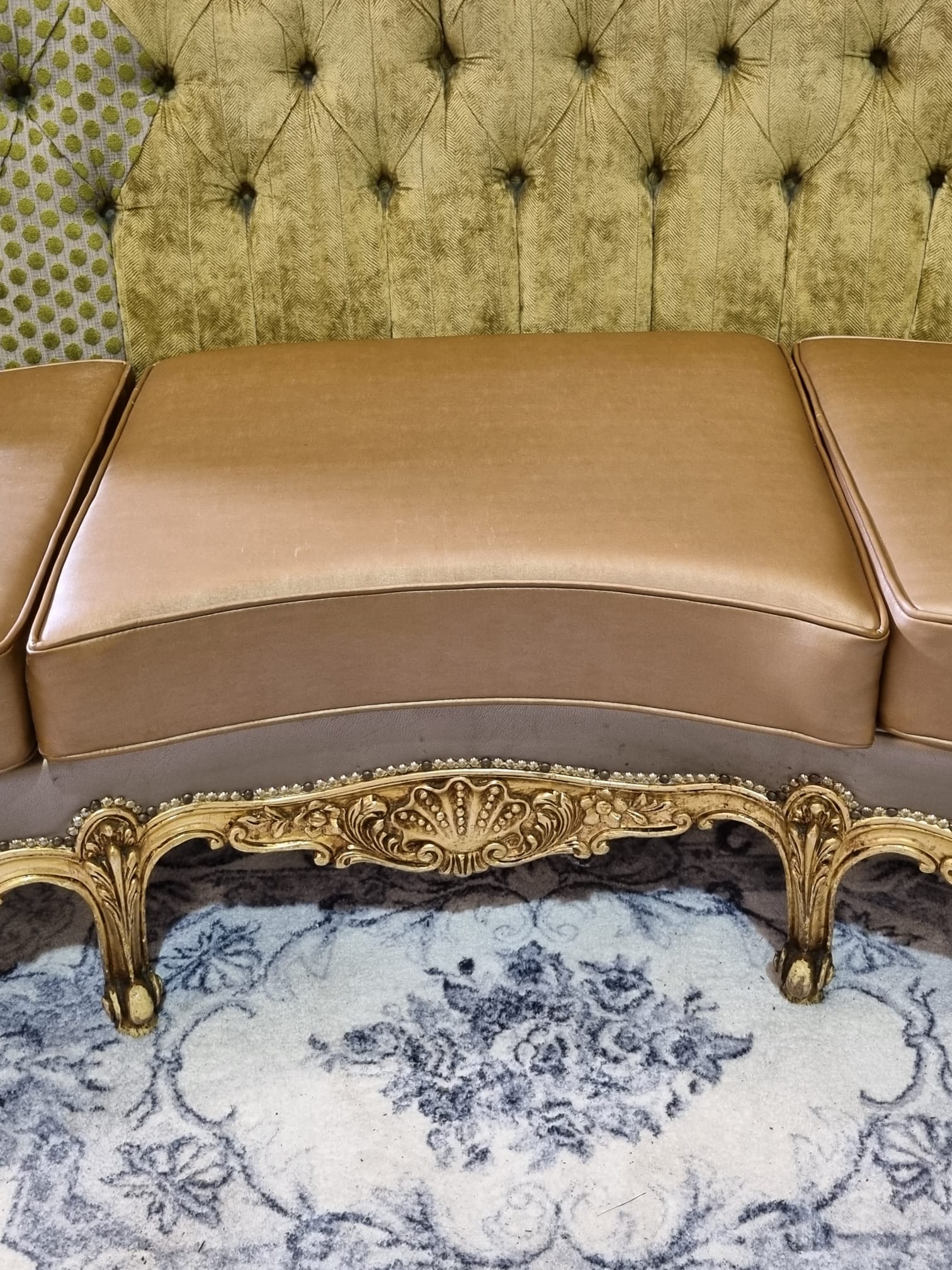 A contemporary French baroque style sofa the gilded ornate frame upholstered in contrasting - Image 7 of 8