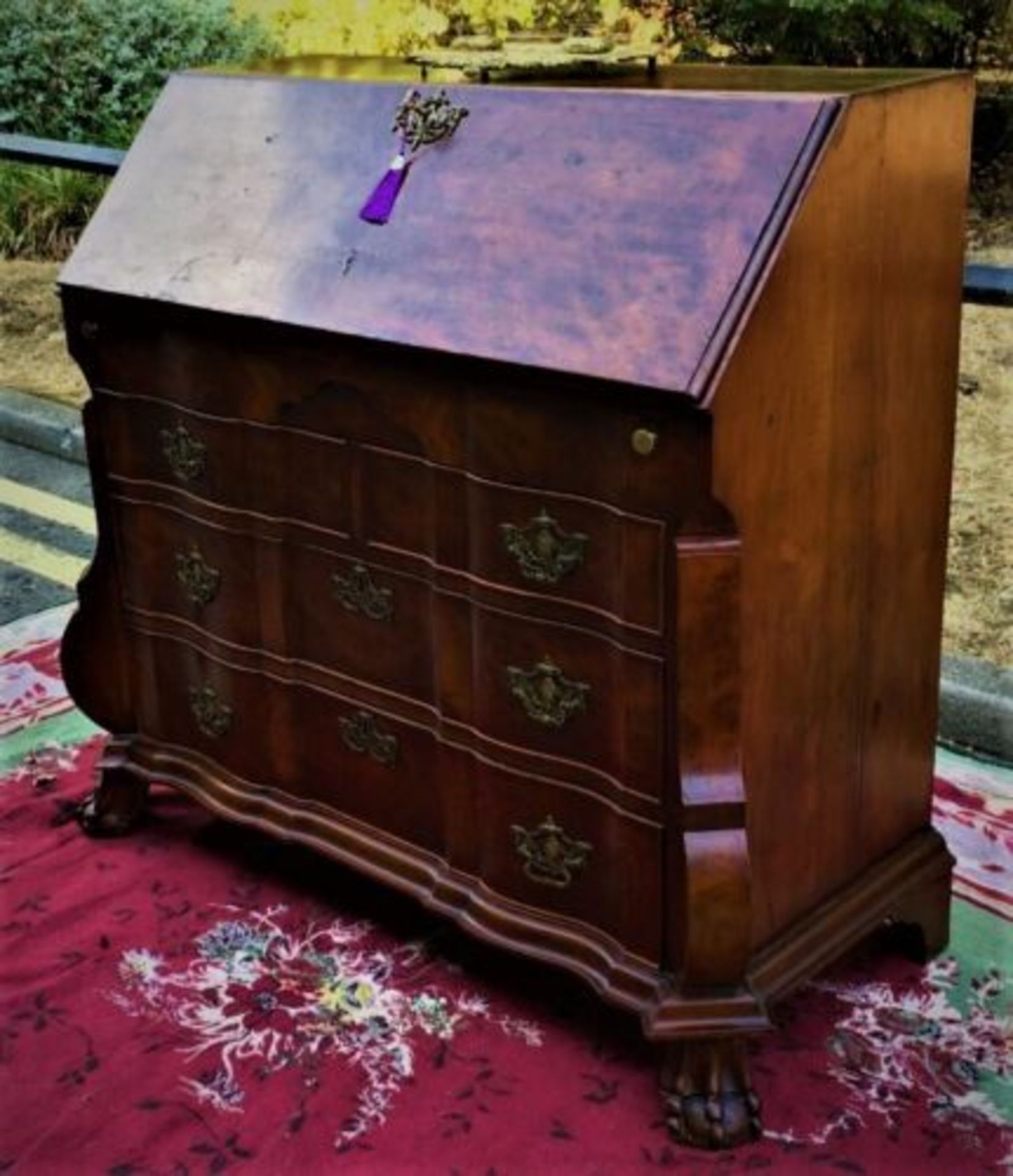 Early Dutch Walnut Bombe Bureau C.1780 Beautiful Original Figured Walnut Cabinet The Fall Front - Bild 5 aus 15