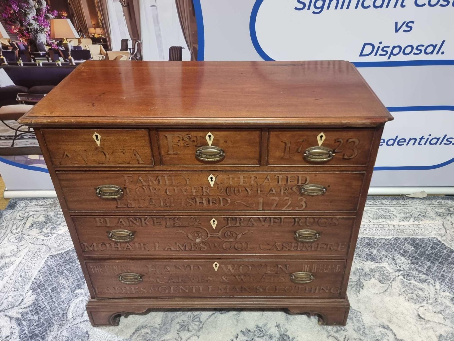 An Irish 19th Century Mahogany Chest In The Thomas Sheraton Style The Well Proportioned Chest - Image 7 of 10