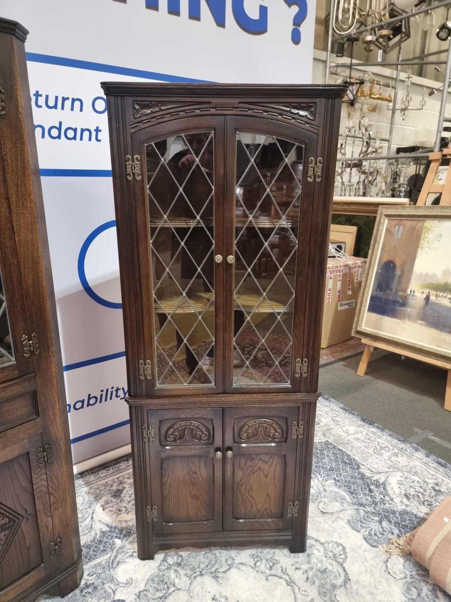 2 x Oak Corner Display Cupboards by Jaycee nicely carved throughout in the Jacobean manner with - Image 5 of 10