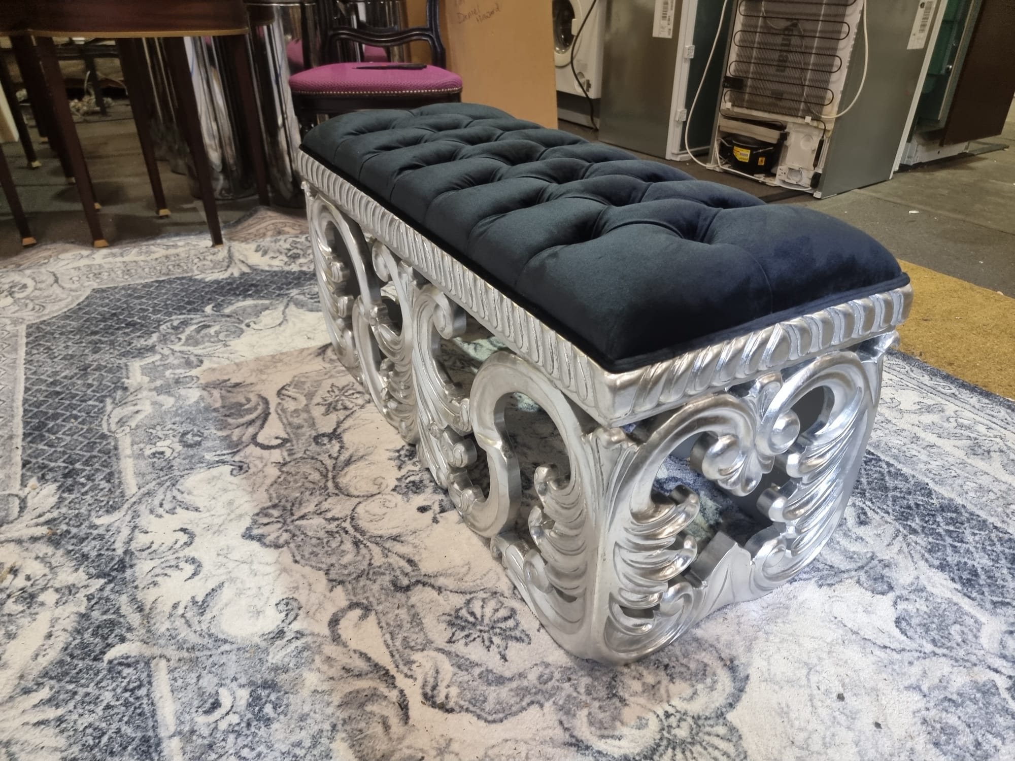 French Silver Leaf Carved Bench Designed From The Louis XV Era Of French Furniture Circa 1745. The - Image 5 of 10