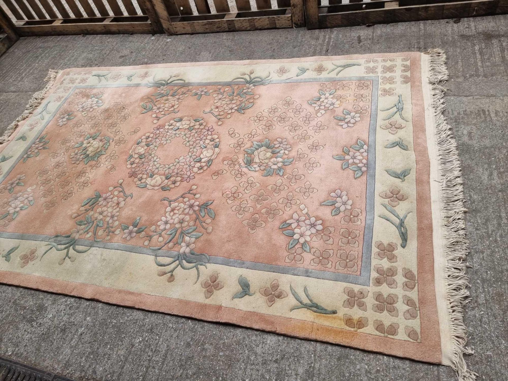 Oriental Style Thick Pile Wool Rug Woven In Pastel Floral Tones On Pale Pink Ground 268 x 180cm - Bild 2 aus 5