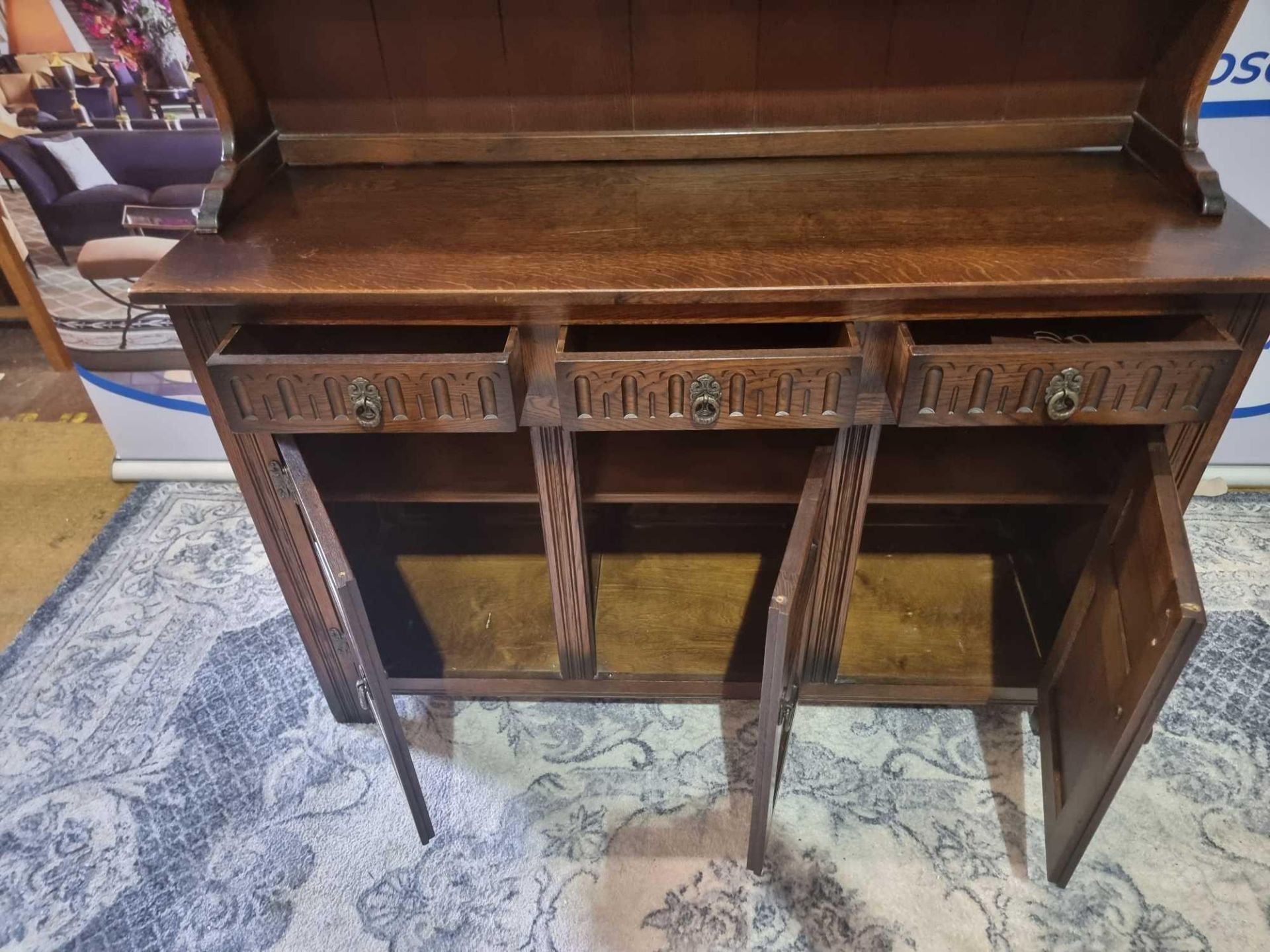 Wood Bros Old Charm Windsor Welsh Dresser The Design Inspiration For Old Charm Comes From The - Bild 11 aus 11