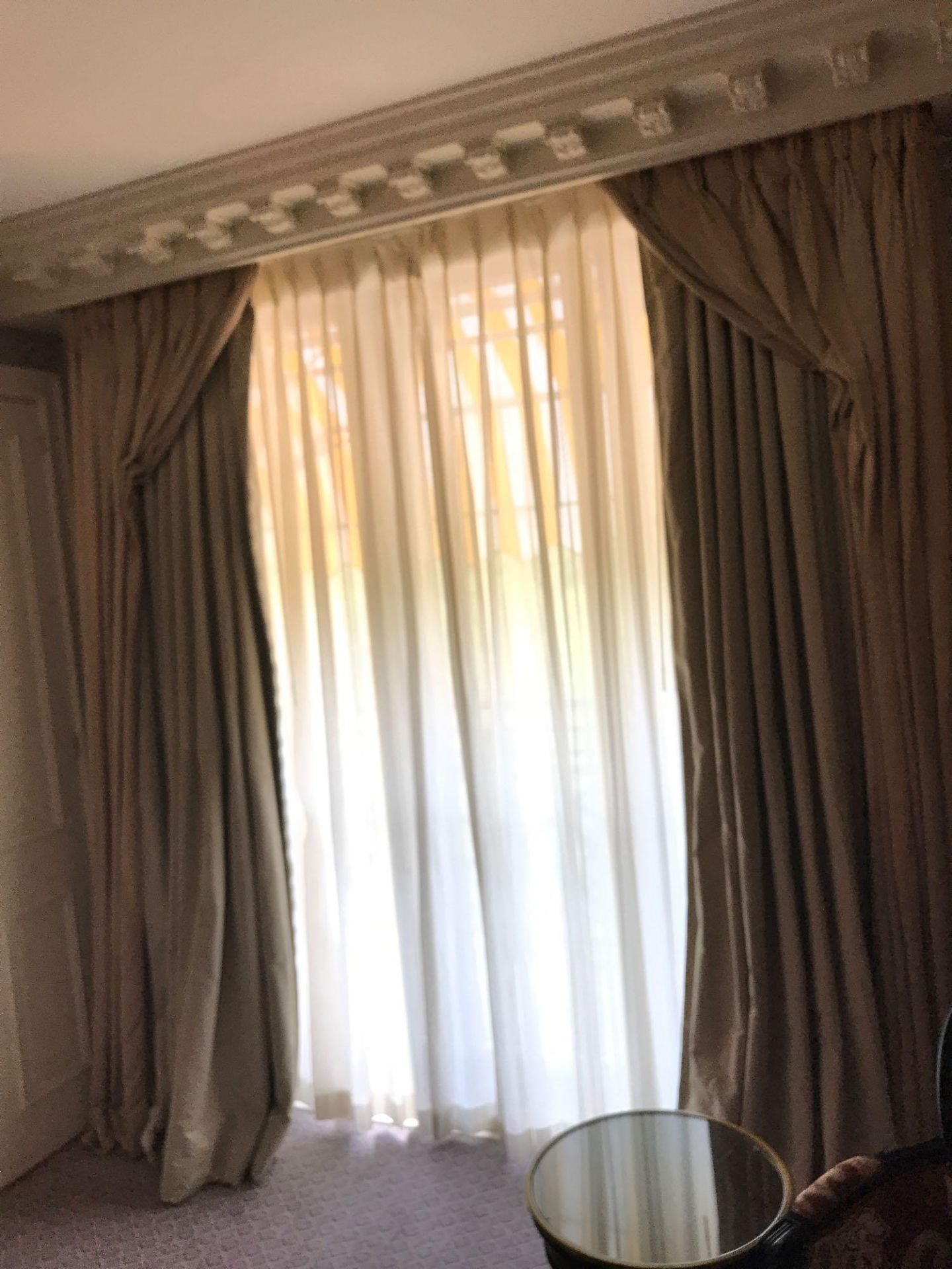 A Pair Of Gold Silk Drapes And Jabots With Tie Backs Span 255 x 280cm Room 610