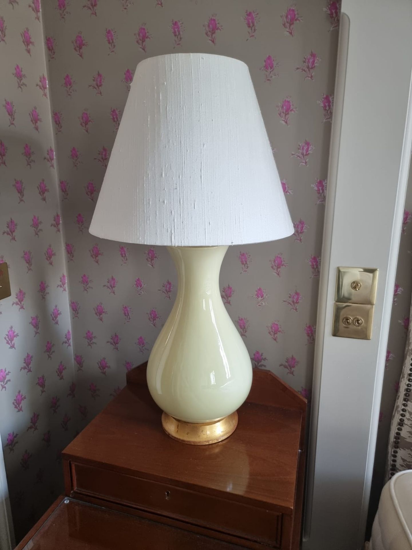 A Pair Of Heathfield And Co Louisa Glazed Ceramic Table Lamp With Textured Shade 77cm Room 608 - Image 2 of 2