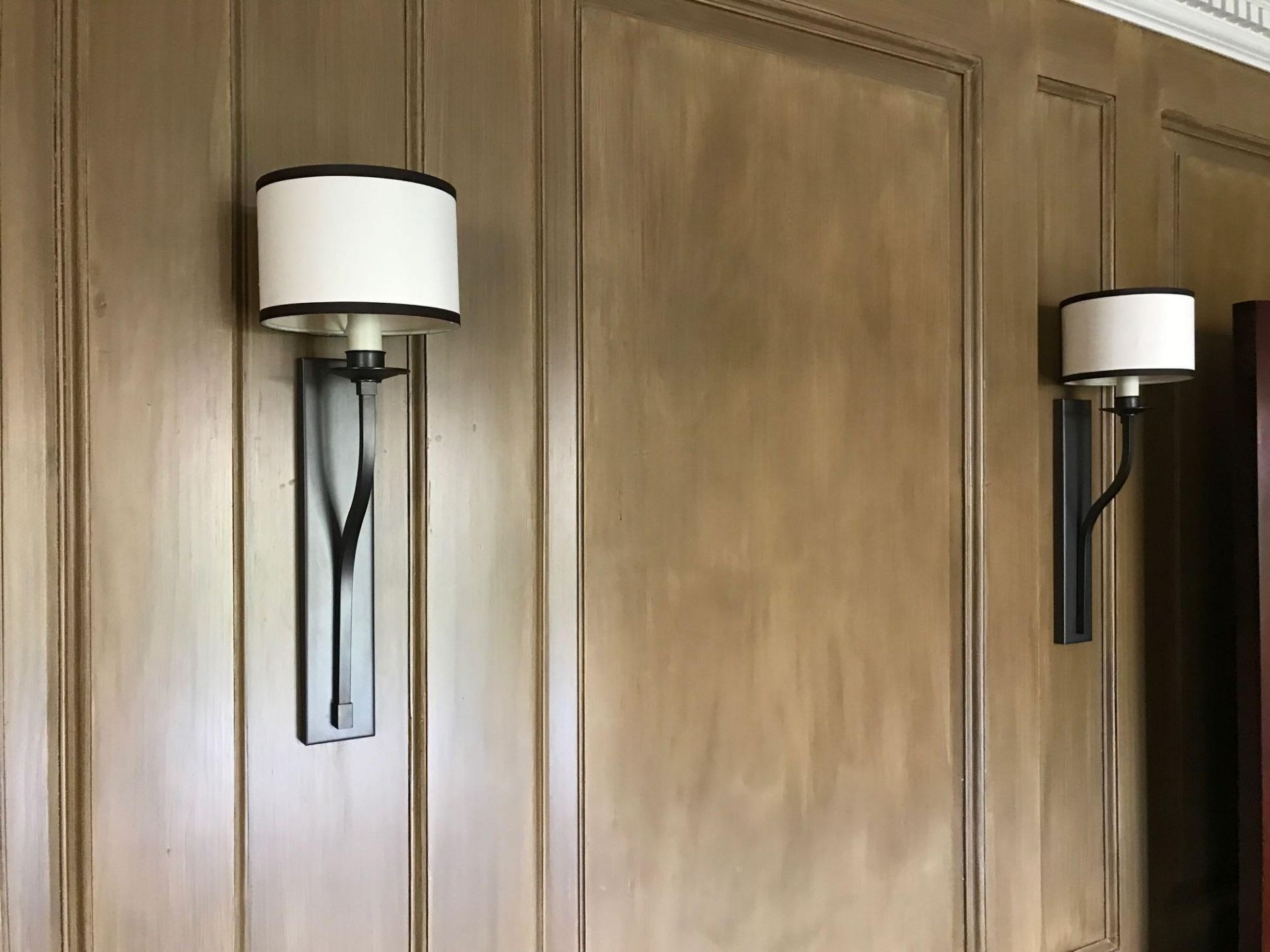 4 x Powder Coated Black Metal Wall Sconces With Cream Shade Room 611