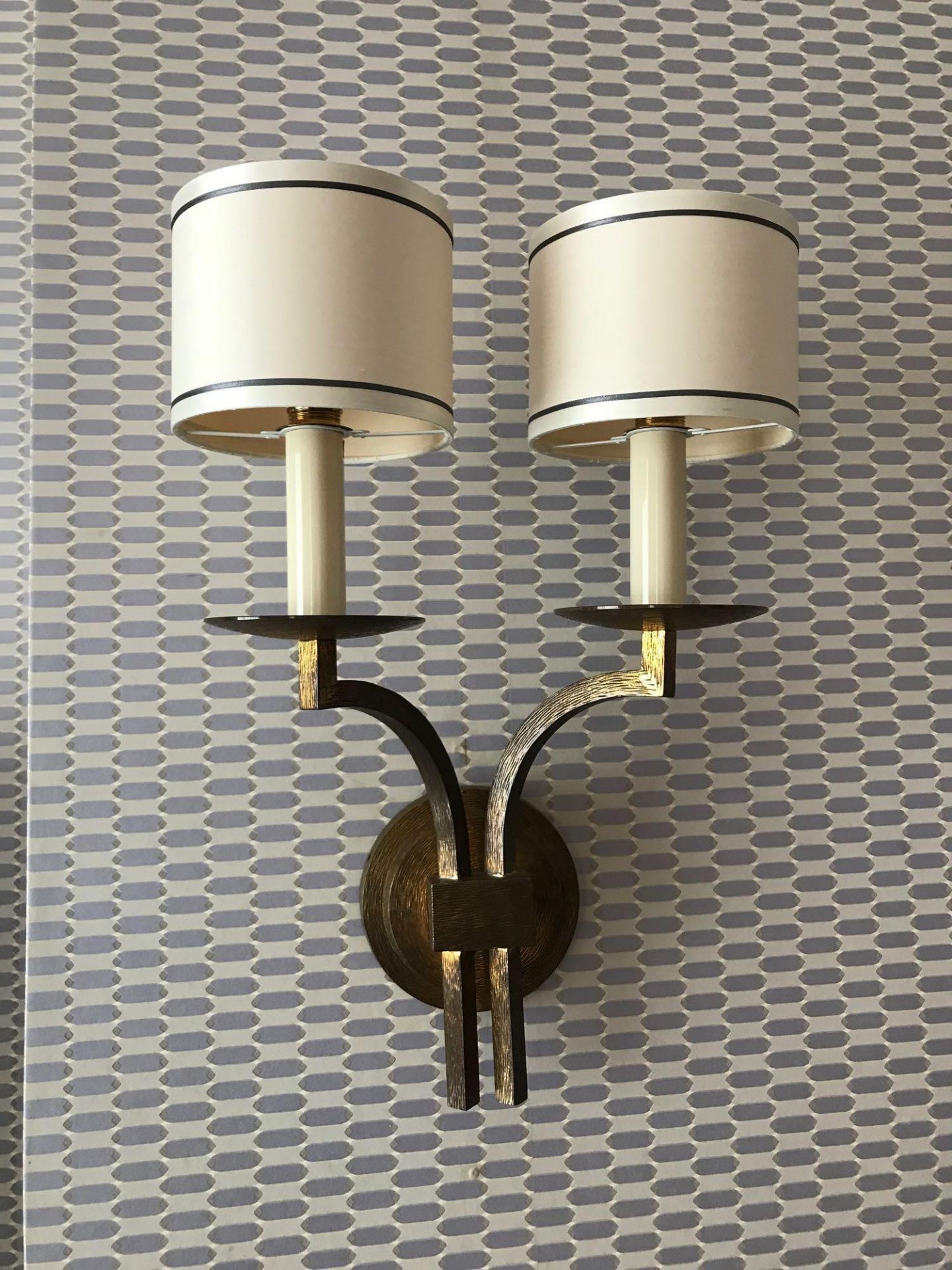 A Pair Of Dernier And Hamlyn Twin Arm Antique Bronzed Wall Sconces With Shade 51cm Room 616 - Image 2 of 2