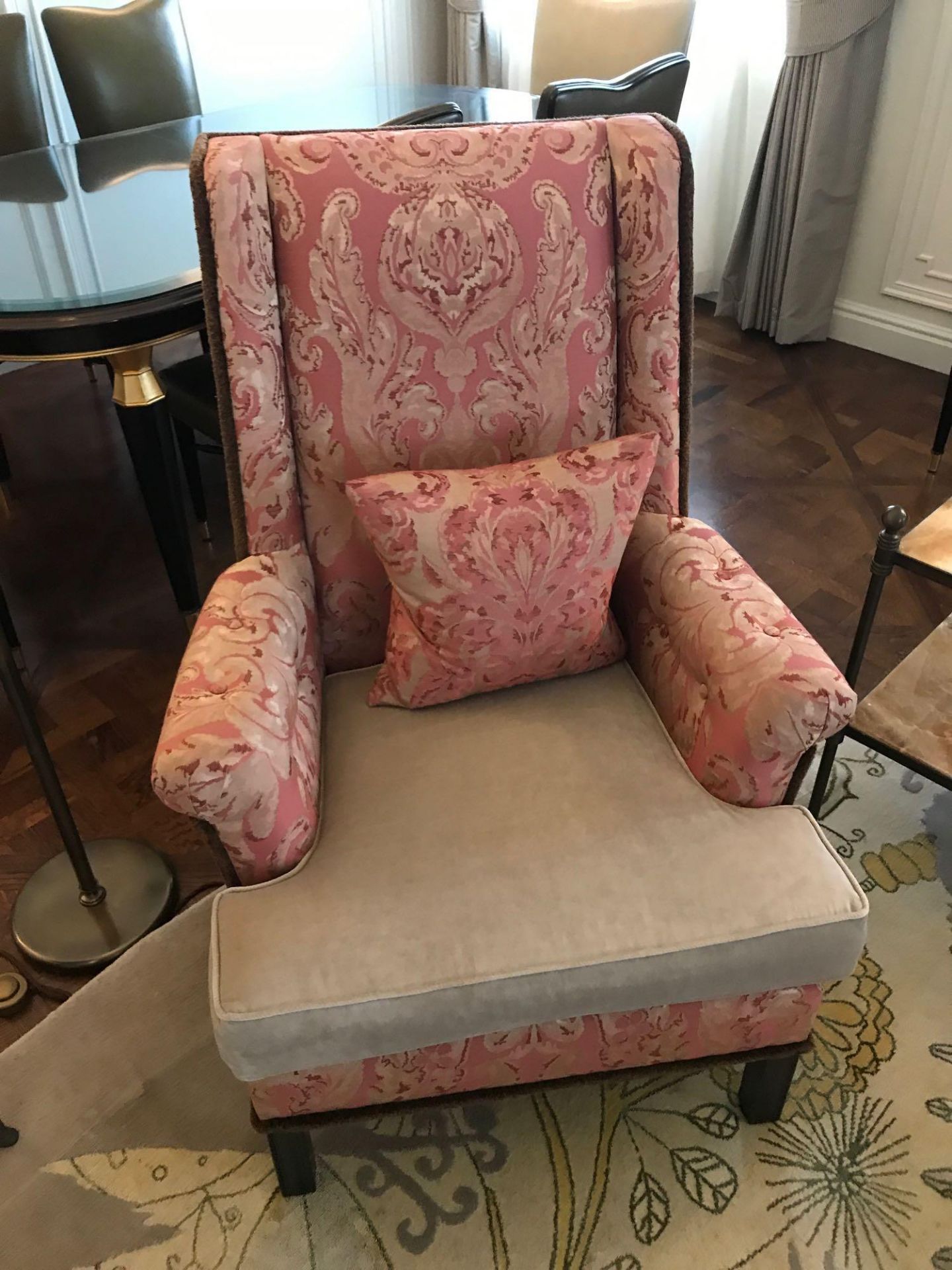 Upholstered High Back Pink And Cream Fireside Chair 72x 60 X107 Room 606/7