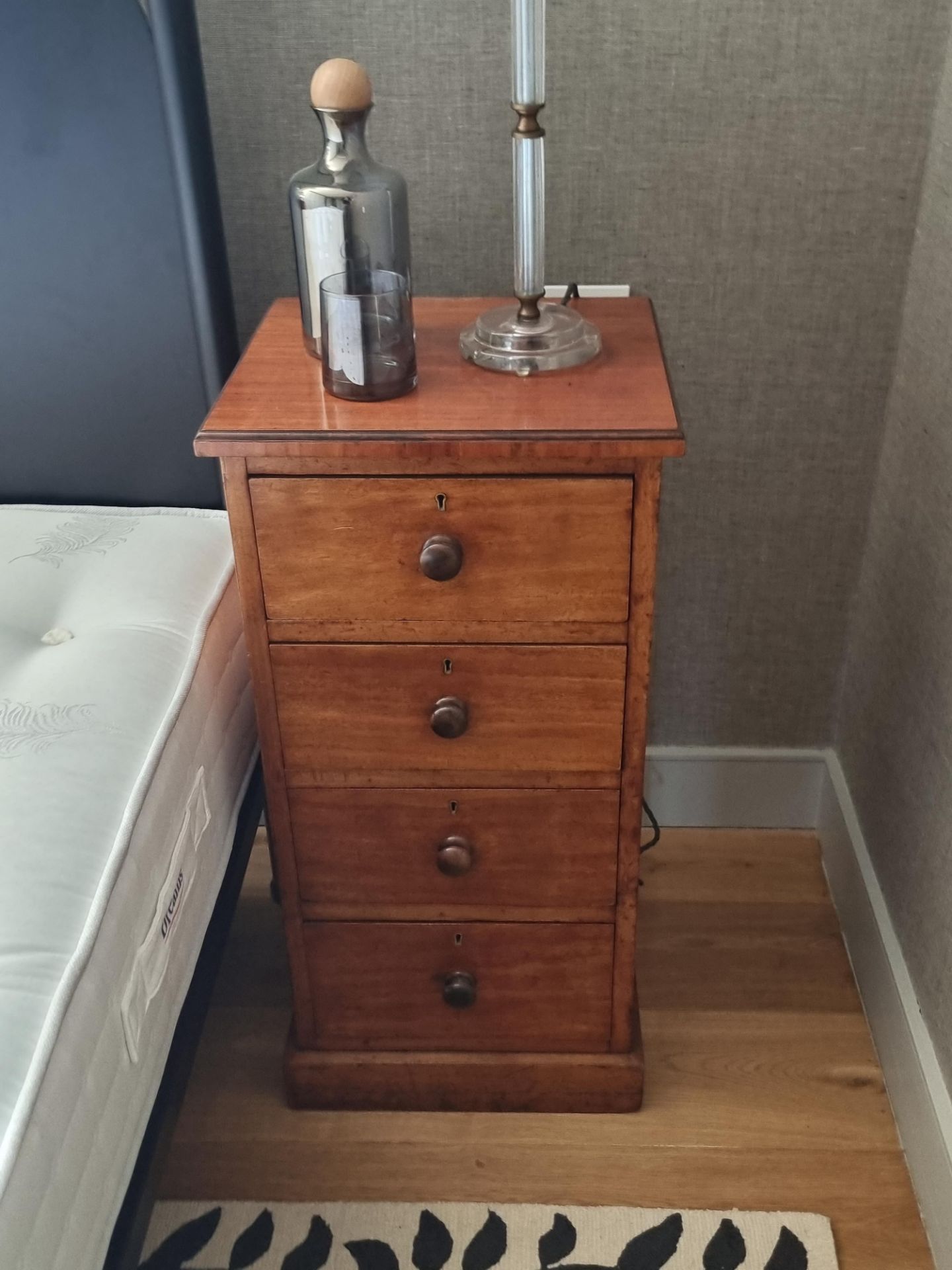 A pair of Tall Mahogany Bedside chests comprising of four drawers This cabinet is ideal to serve - Image 2 of 2