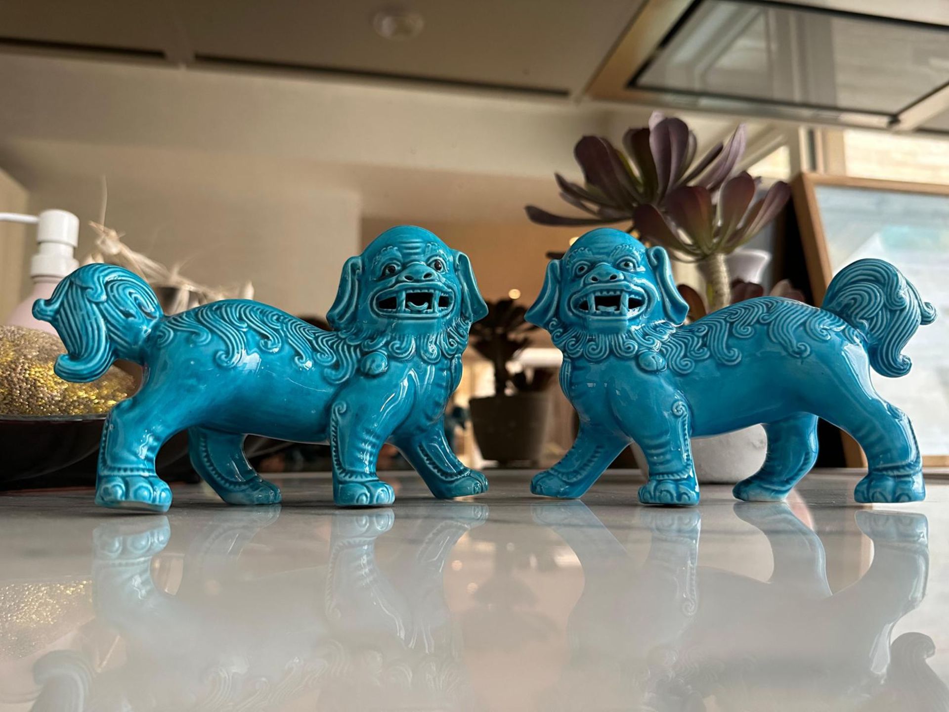 1 pair Foo Dogs (Apt 10)