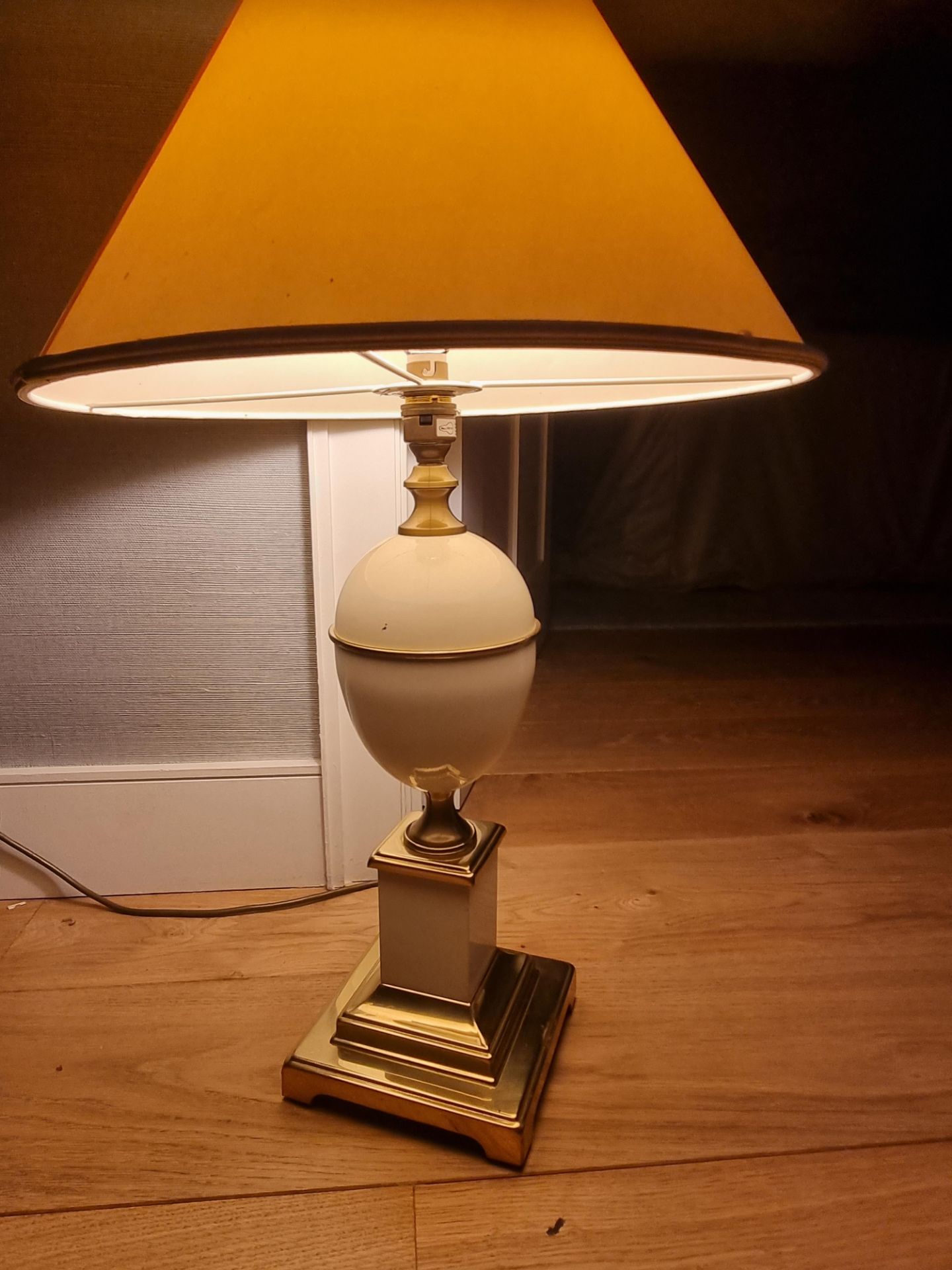 Hollywood Regency Style Egg Enamelled & Brass Table Lamp with shade  An elegant trophyesque table - Image 3 of 4