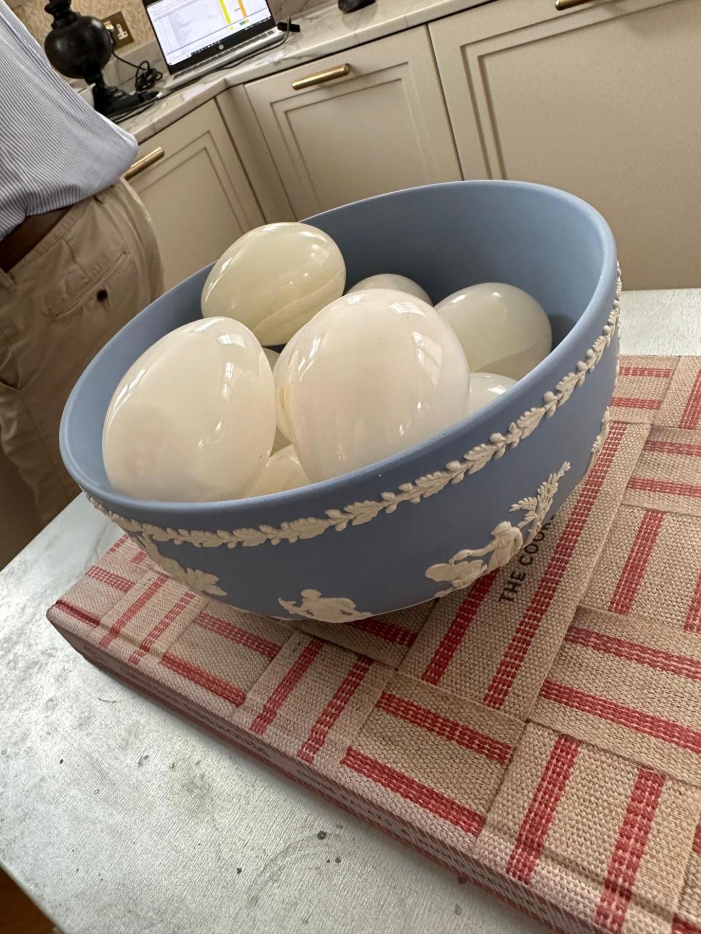 White Marble Eggs Decorative Objets (Apt 1) - Image 2 of 3