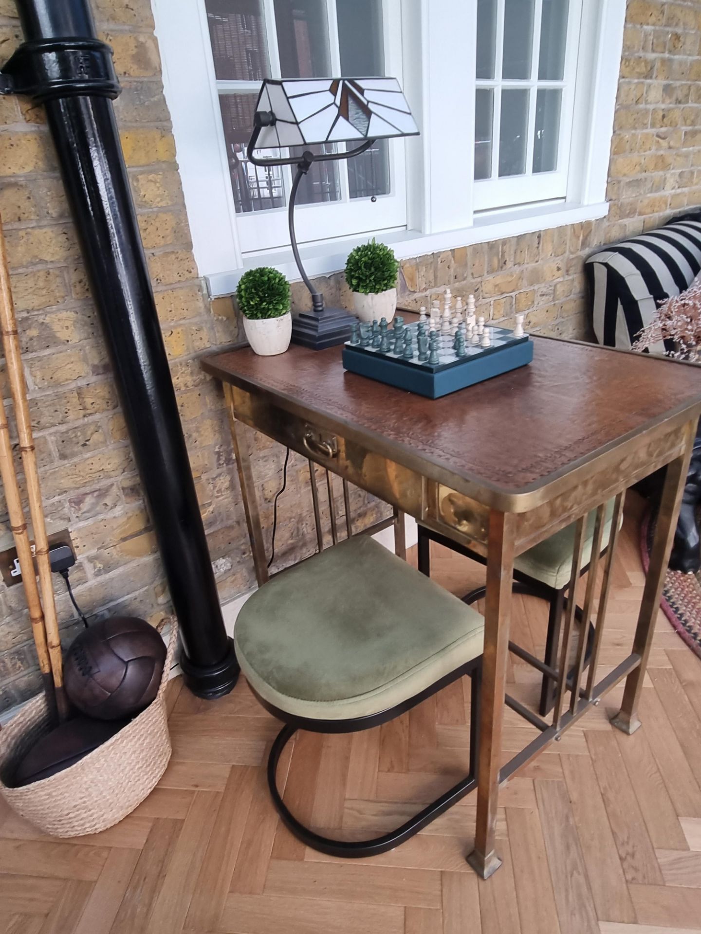 Antique Brass & Leather Games Table/Desk 60 x 87 x 83cm(Apt 1) - Image 3 of 4