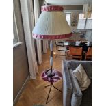 Mid-Century Modern Tripod Floor Lamp with Coffee Table in Gio Ponti Style This modern Gio Ponti