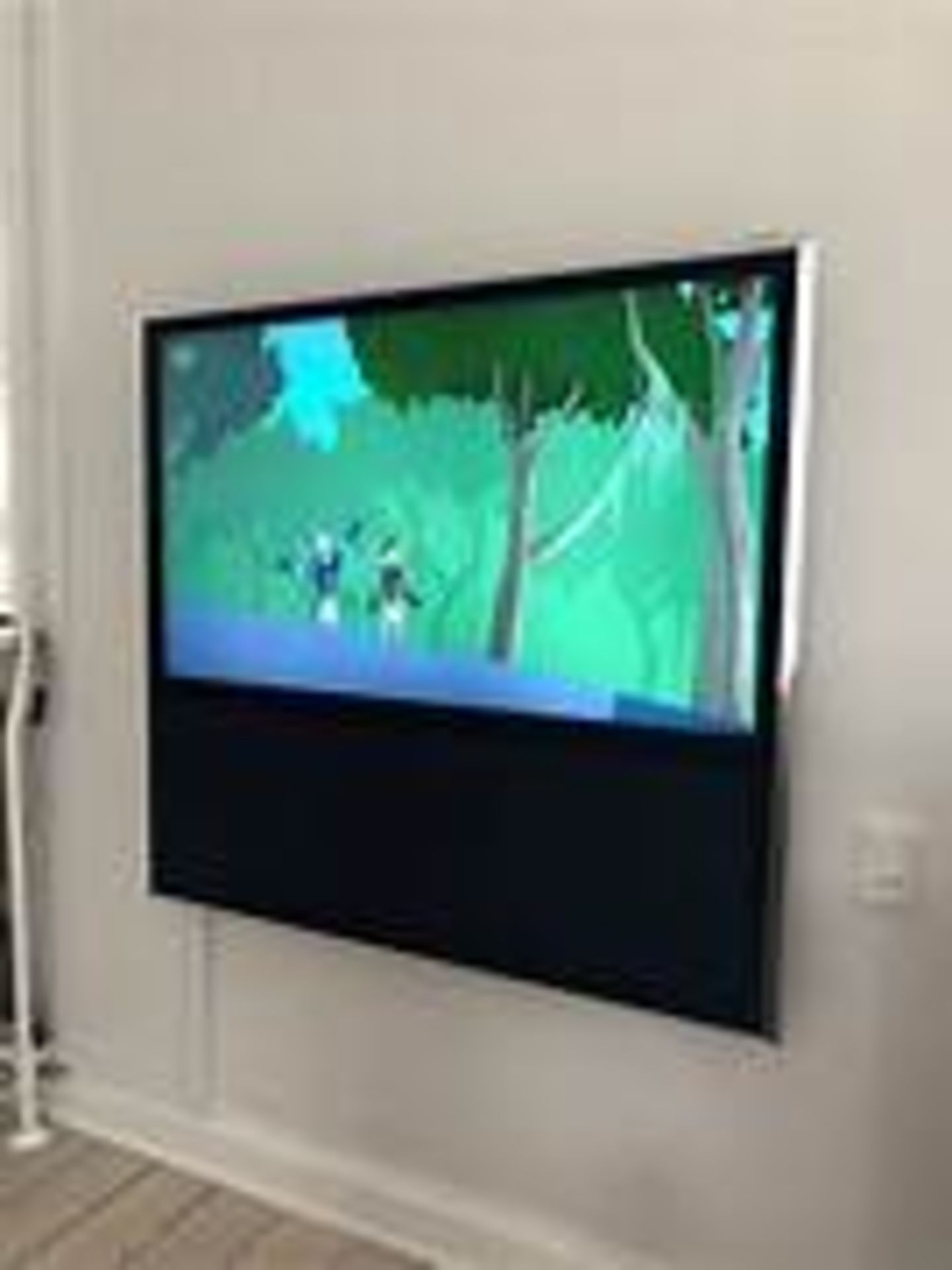 Bang Olufsen Beovision 11 40" Hotel LCD TV Resolution: 1920 x 1080 (Full HD) Tucked away under the