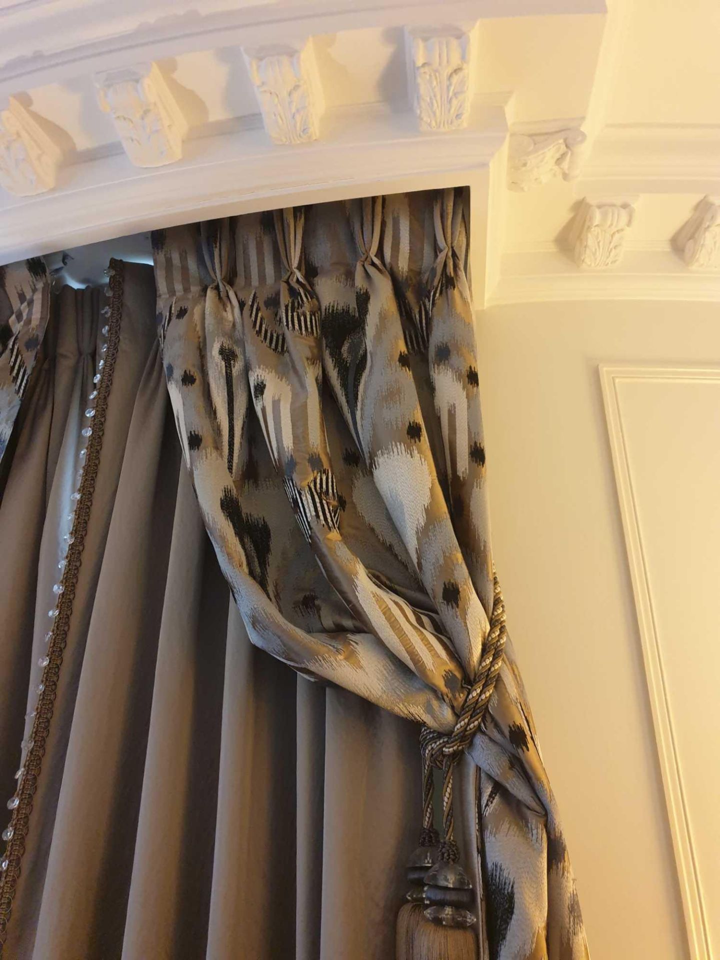 A Pair Of Silk Drapes And Jabots Abstract Pattern Featuring Stripes And Spots Trim And Tassels 140 x - Image 2 of 3