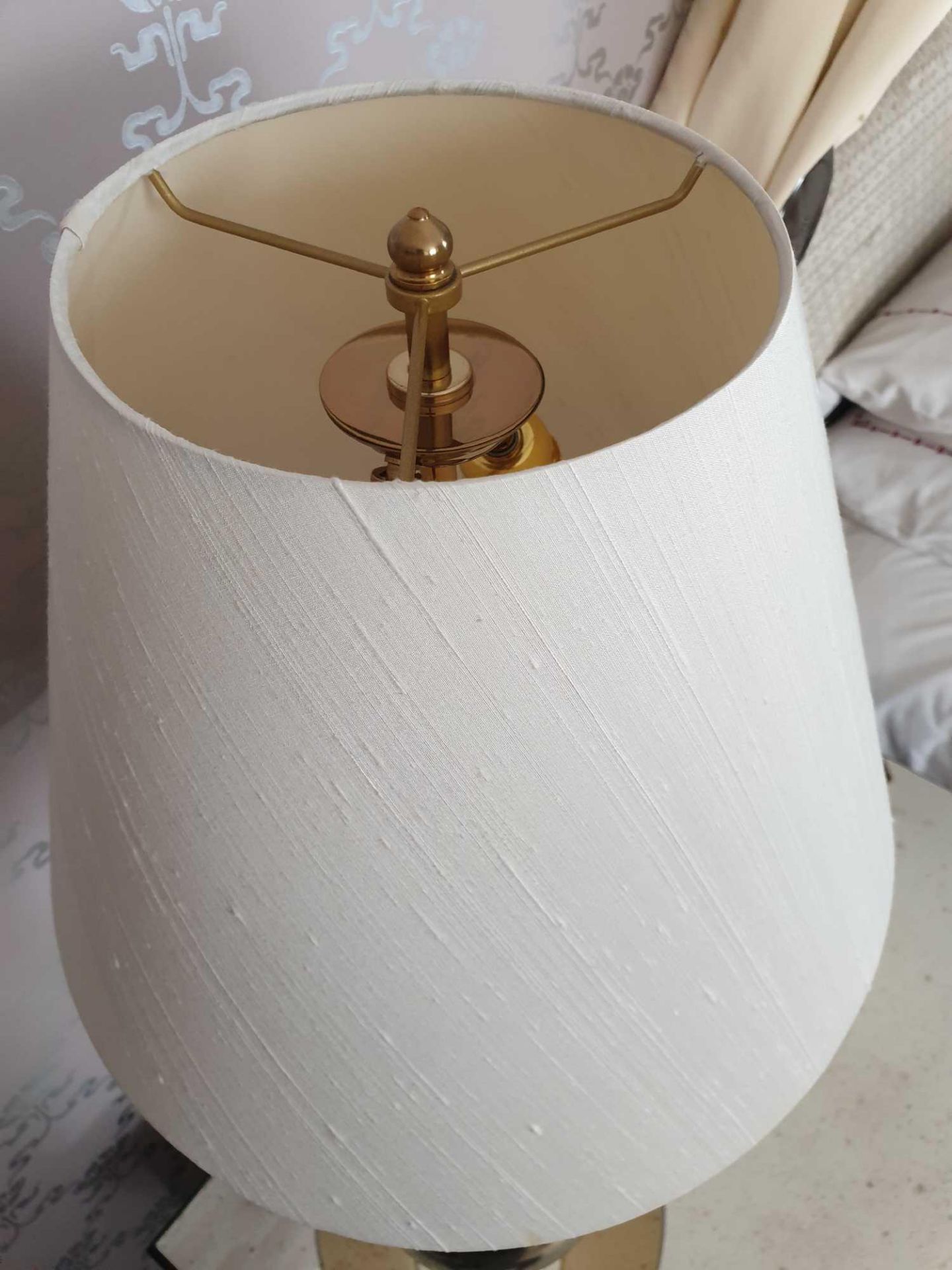 A Pair Of Heathfield And Co Louisa Glazed Ceramic Table Lamp With Textured Shade 77cm (Room 725) - Image 3 of 3