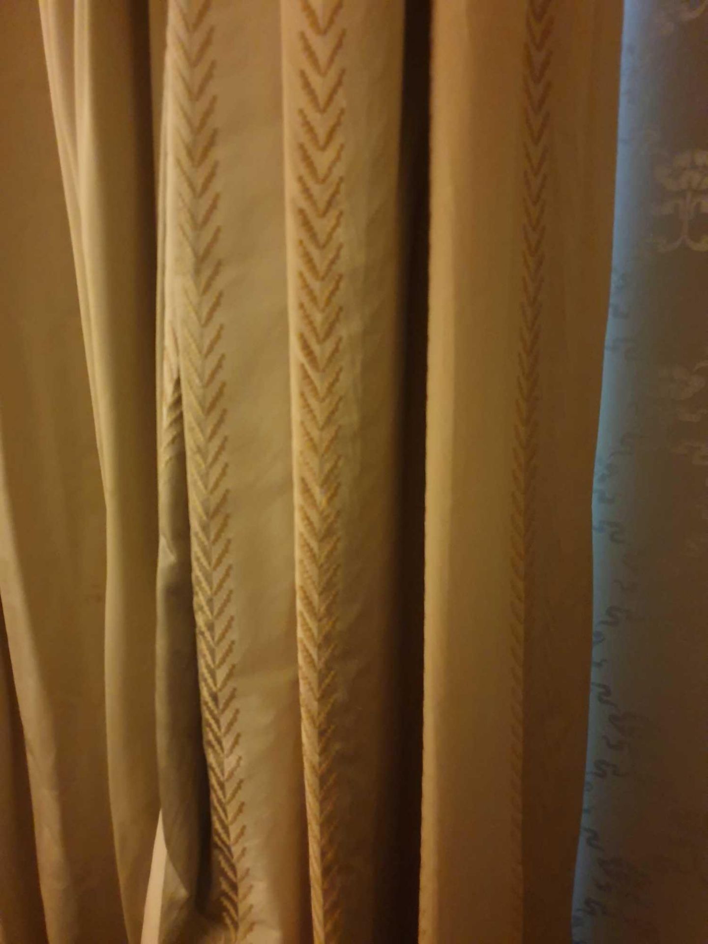 A Pair Of Silk Drapes And Jabots Light Gold And Dark Gold Stripes With Intermittent Gold-Stitched - Image 2 of 3