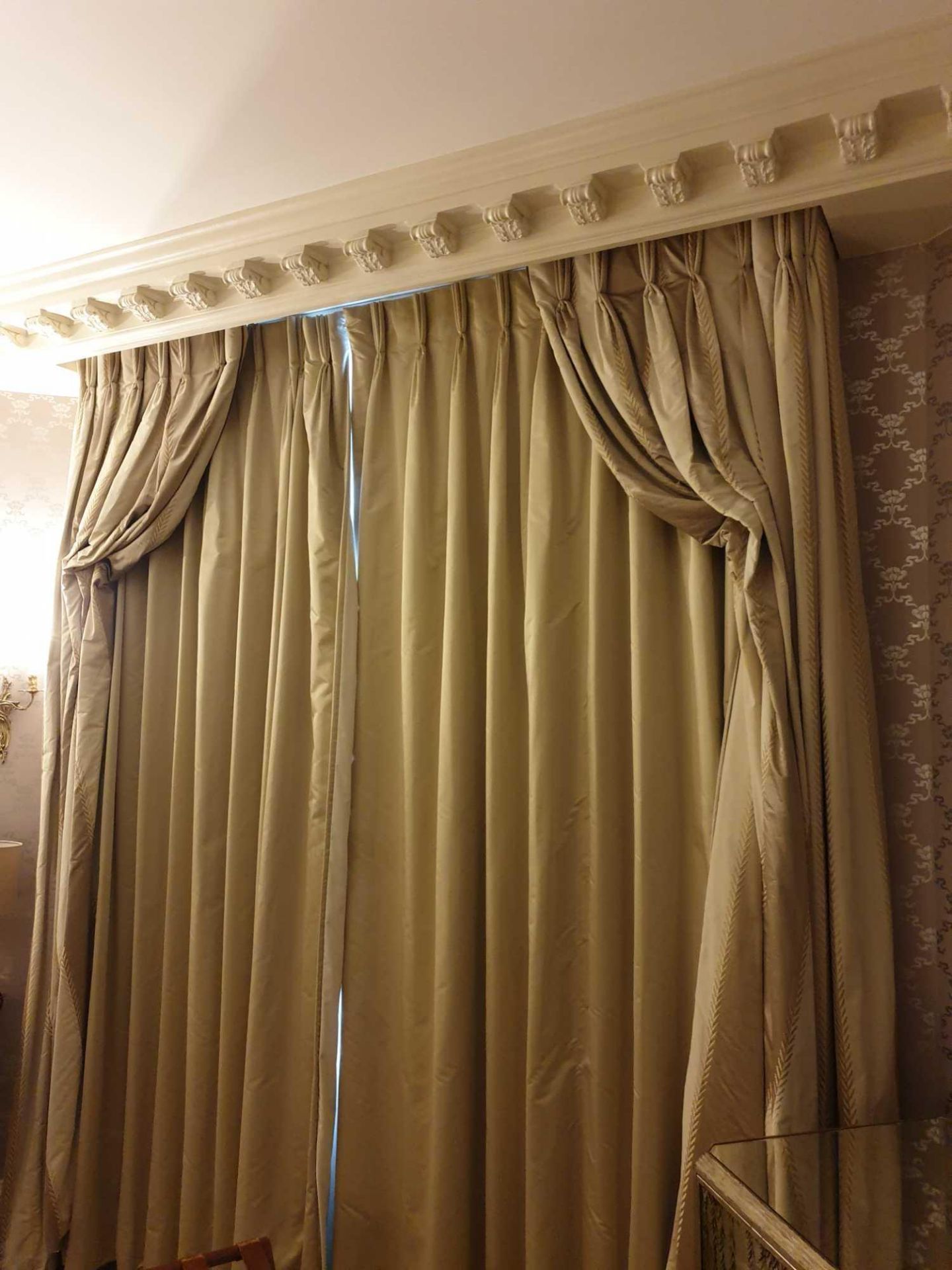 A Pair Of Silk Drapes And Jabots In Pale Gold And Dark Gold Large Stripes With Intermittent Gold