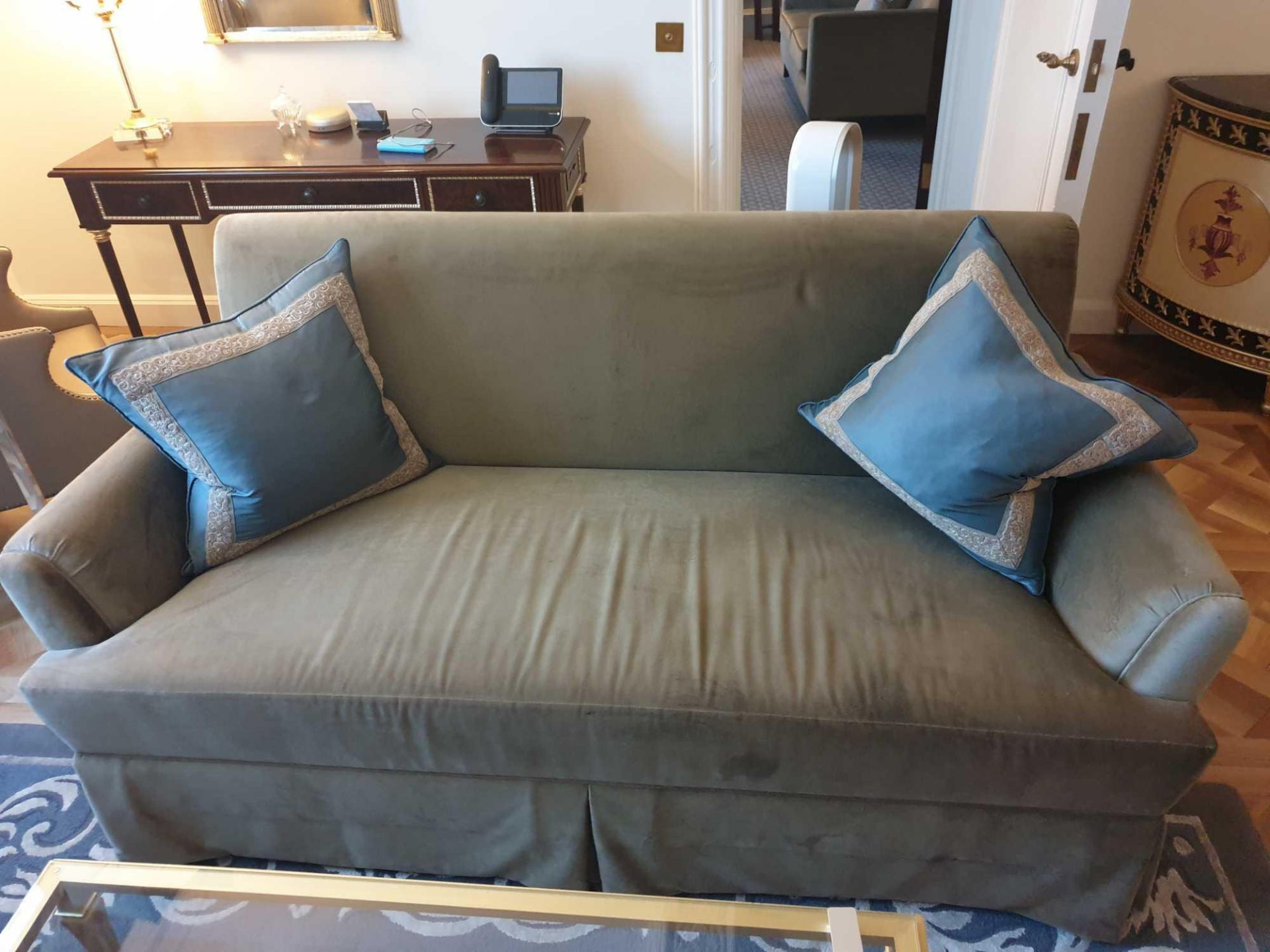 Donghia Classic Upholstered 3 Seater Sofa In Light Brown Fabric Complete With Scatter Cushions 230 x - Image 2 of 2