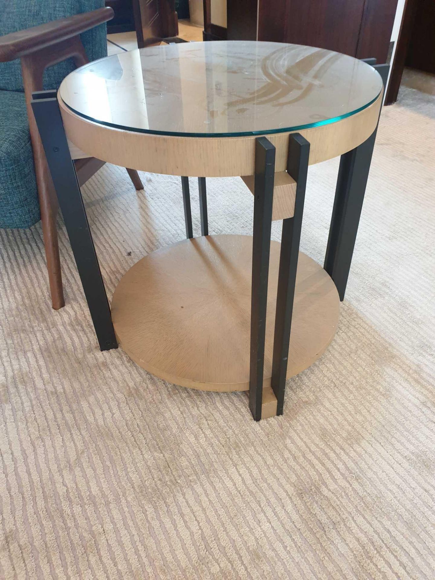A Contemporary Side Table With Glass Top 61 x 57cm - Image 5 of 6