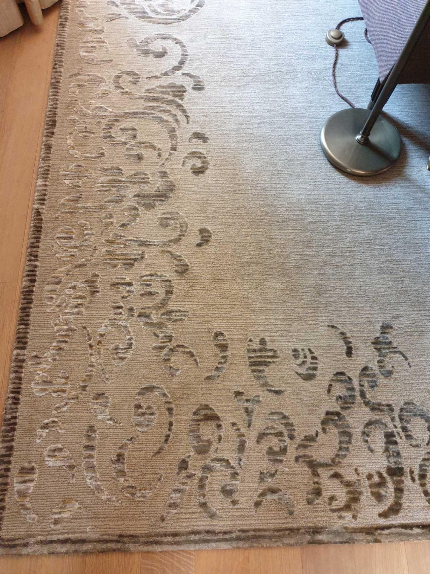 Handmade Rug By The Rug Company 500 x 290cm (Room 811) - Image 2 of 3