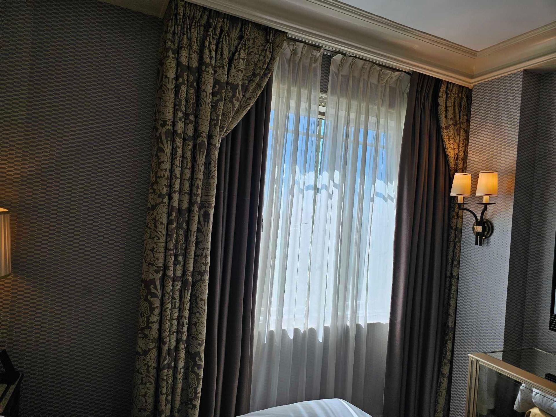 A Pair Of Silk Drapes And Jabots 255 x 255cm (Room 816)