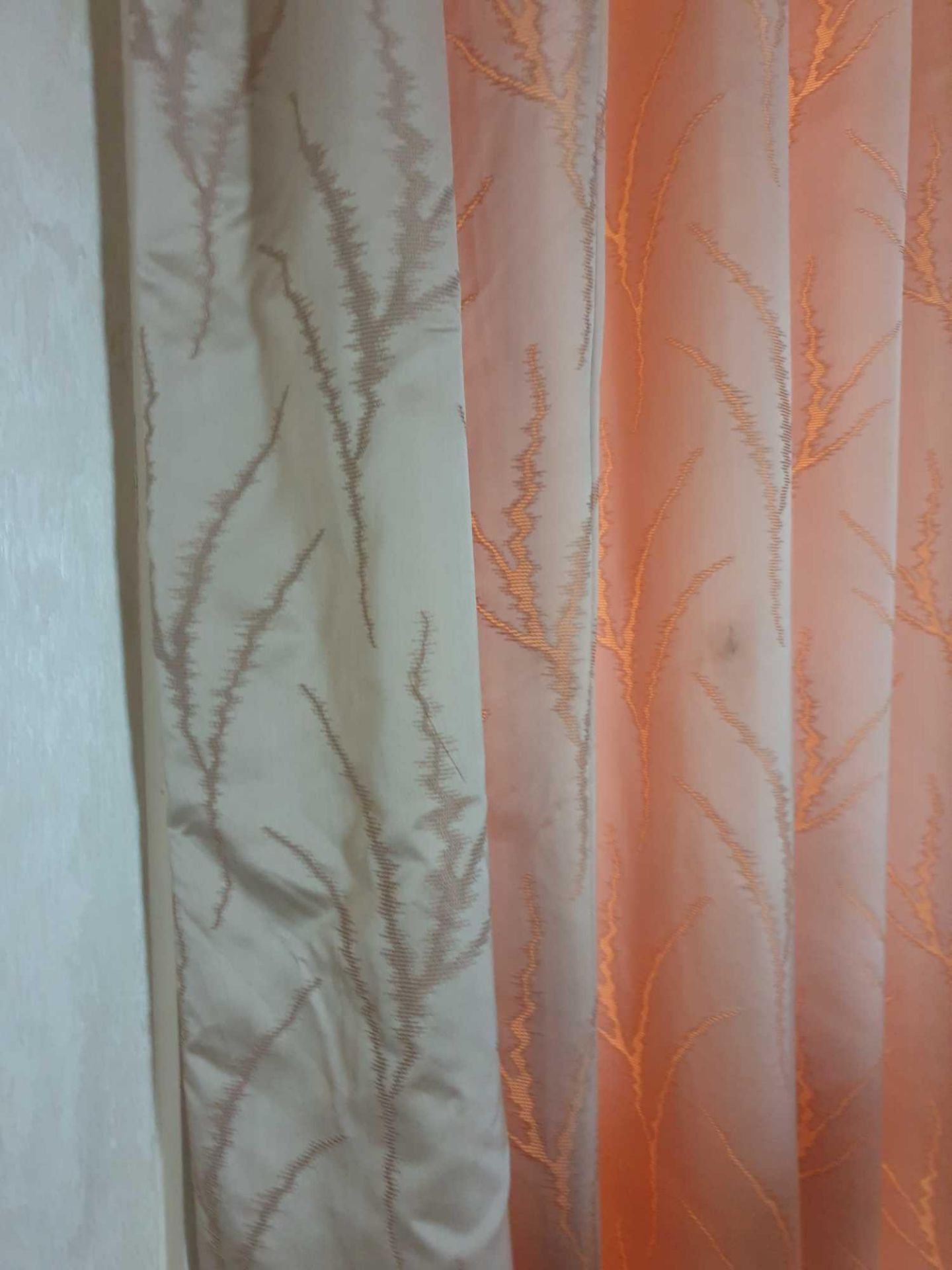 A Pair Of Silk Drapes And Pelmet Gold With A Branch Embroidery 250 x 270cm (The Audley ) - Bild 2 aus 3