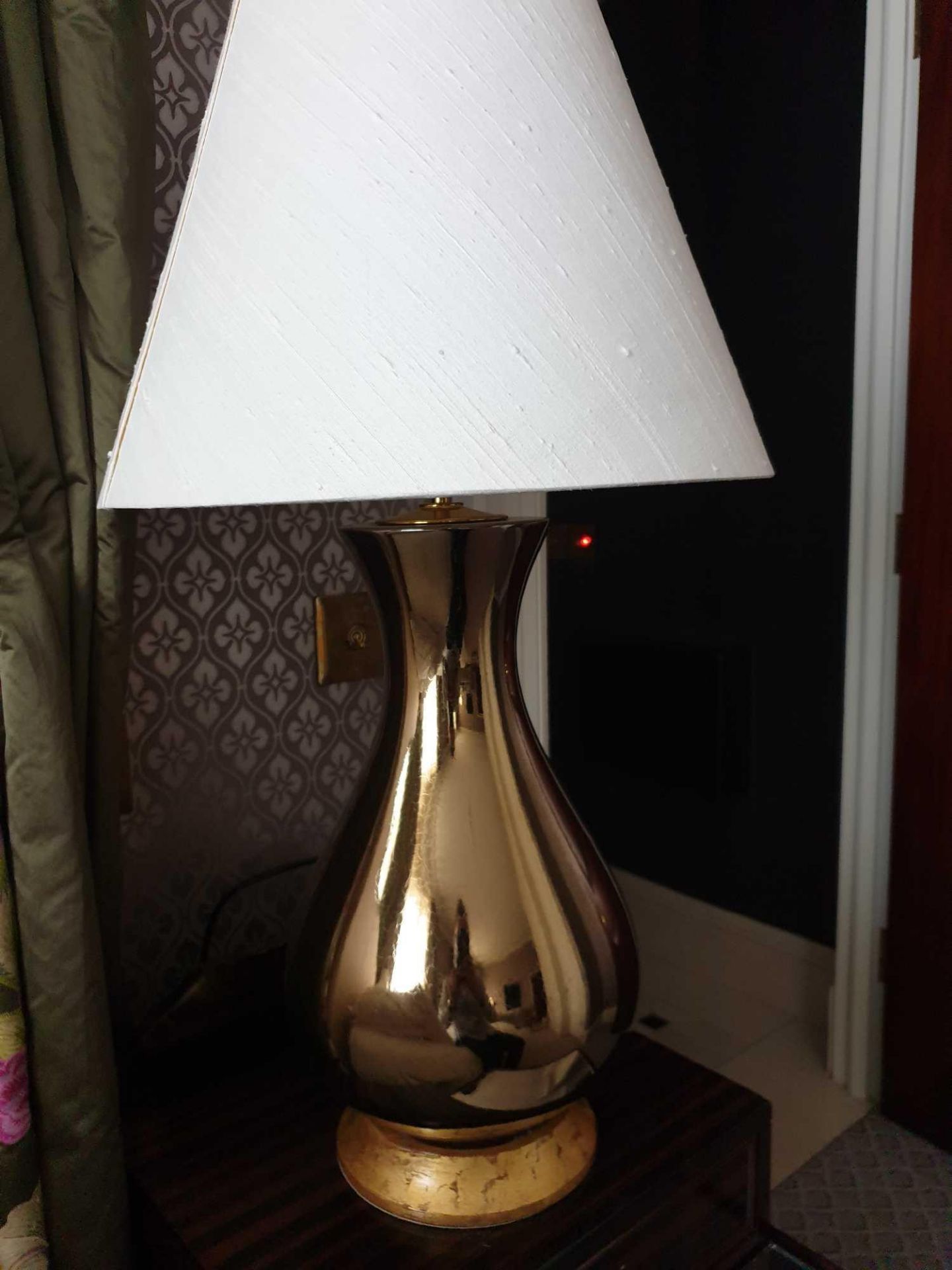 A Pair Of Heathfield And Co Louisa Glazed Ceramic Table Lamp With Textured Shade 77cm (Room 840) - Image 2 of 3